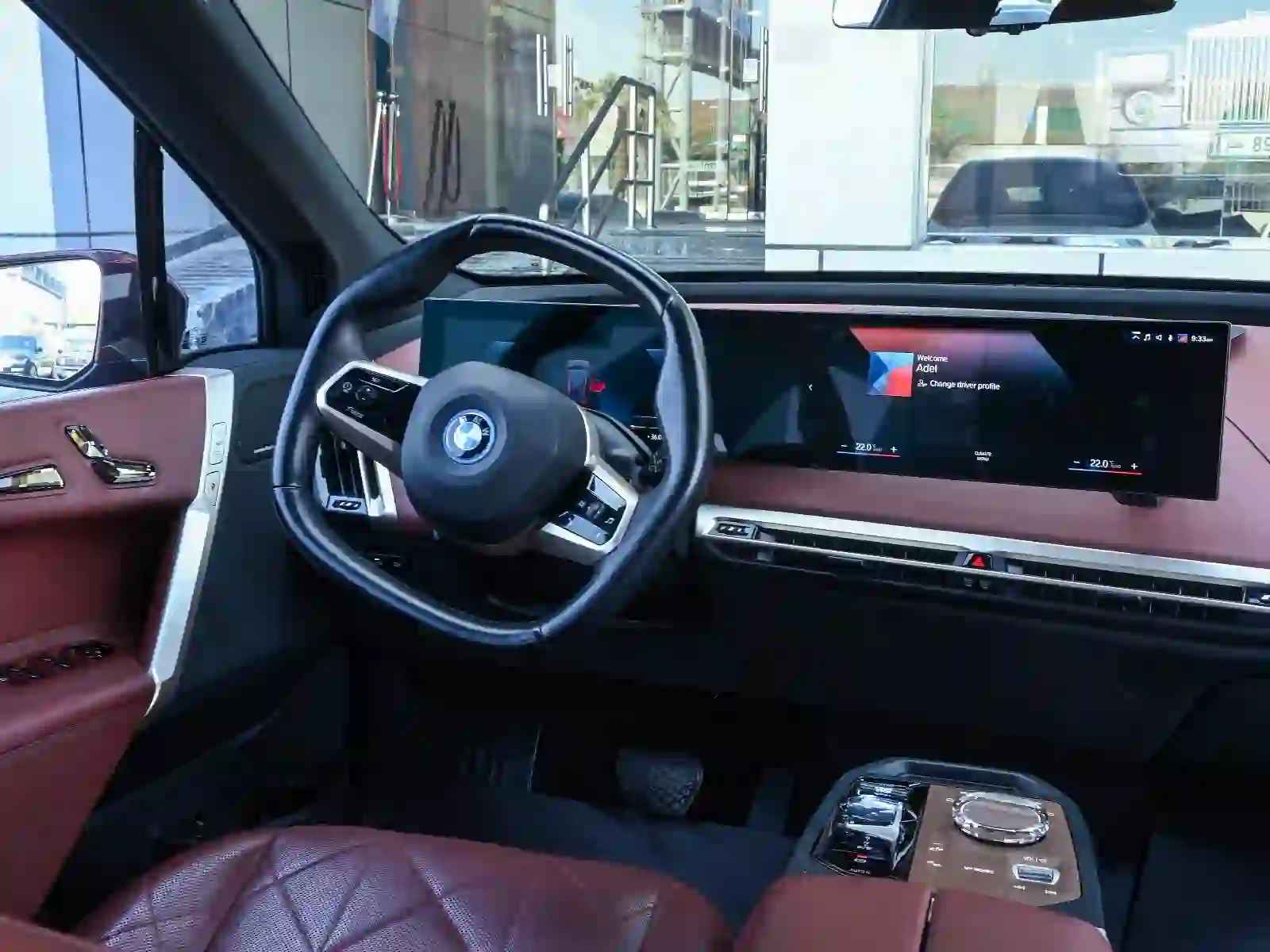 BMW ix xDrive40 Sport Package 2022 - Image 4