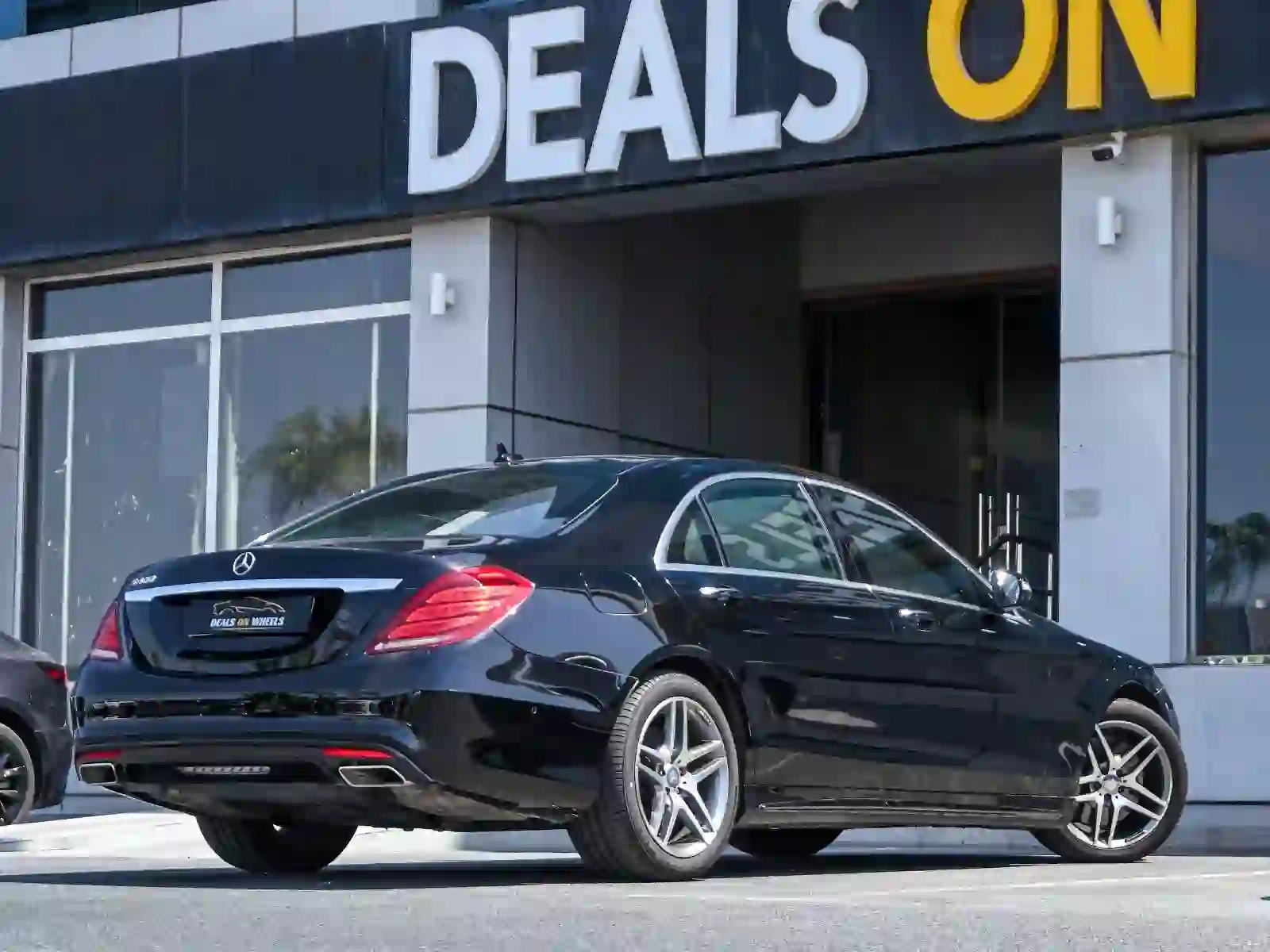 Mercedes-Benz S-Class Sedan 400 2015 - Image 4
