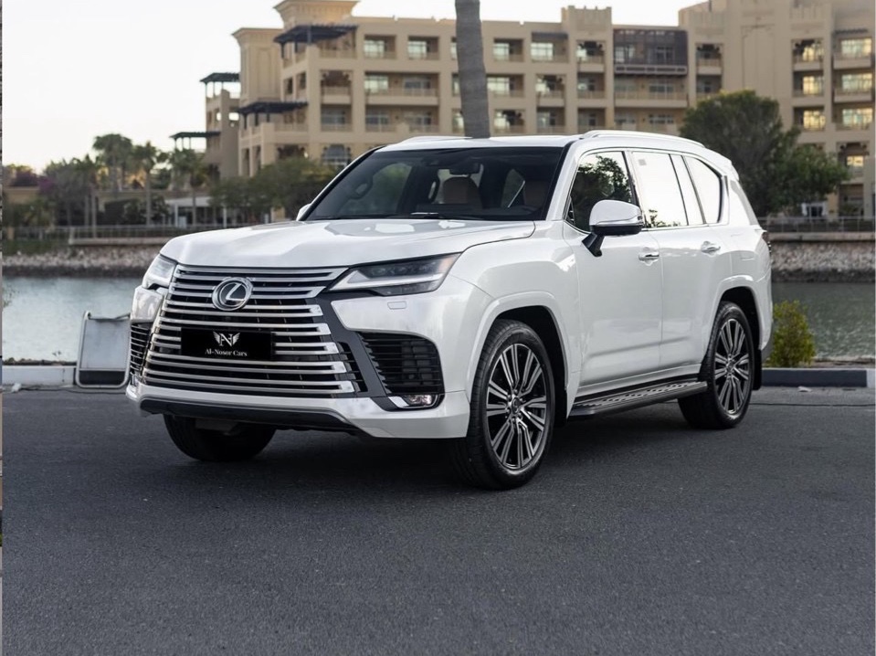 Lexus LX 600 Luxury  2024 - Image 1