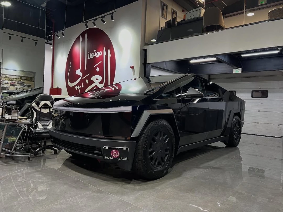 Tesla Cybertruck  2024