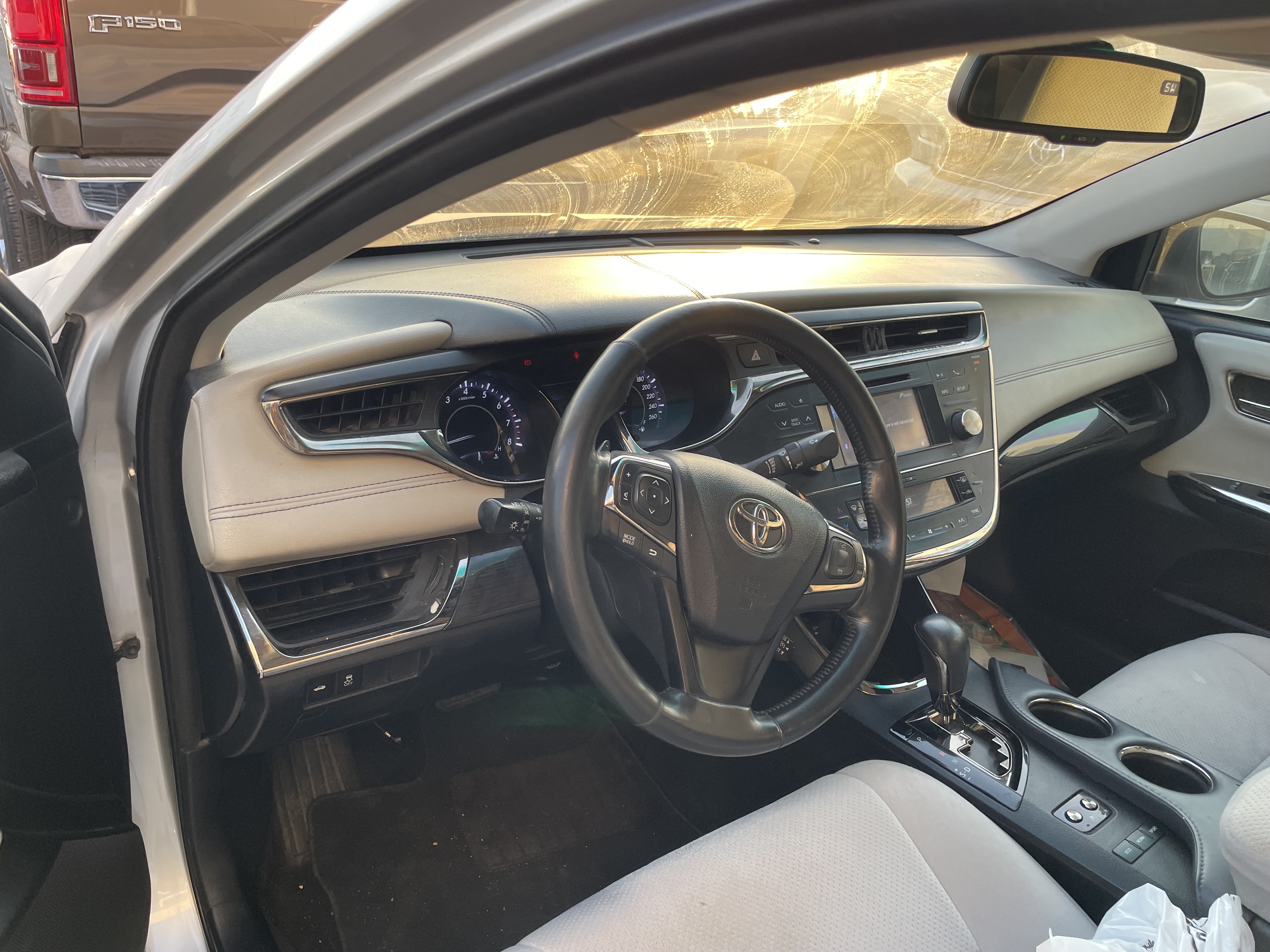 Toyota Avalon Limited 2013 - Image 4