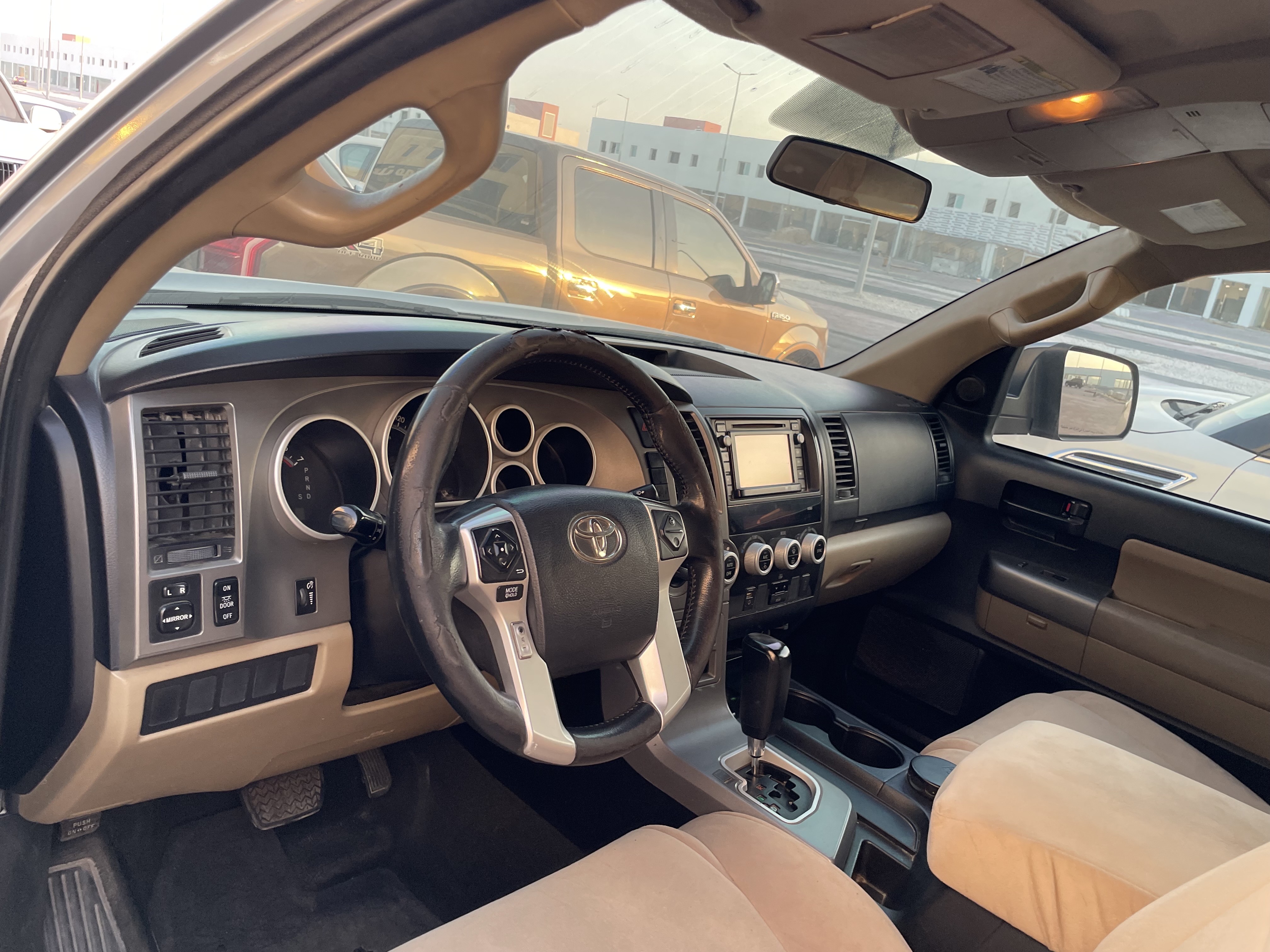 Toyota Sequoia SRS 2015 - Image 4