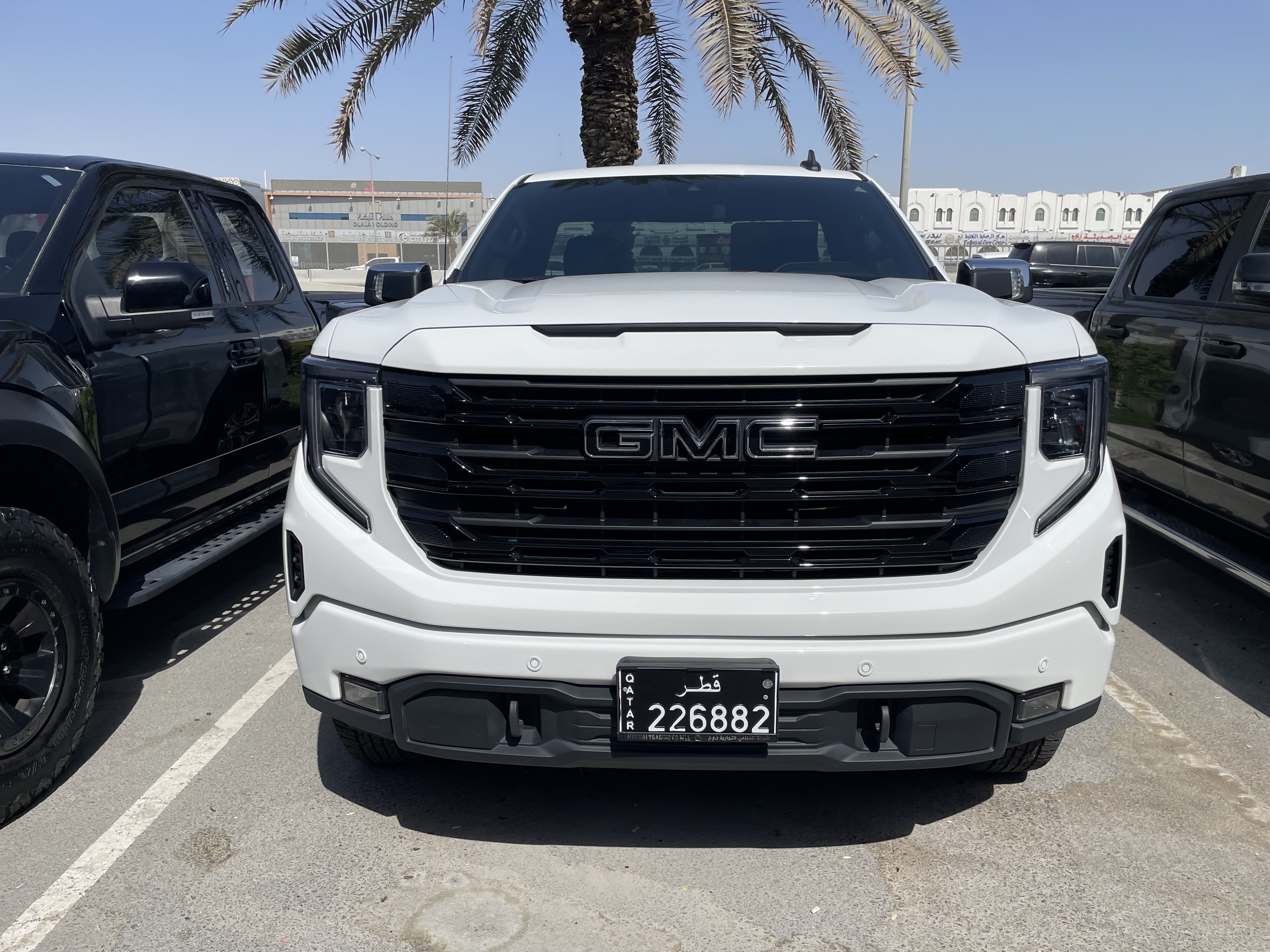 GMC Sierra Elevation  2024 - Image 2