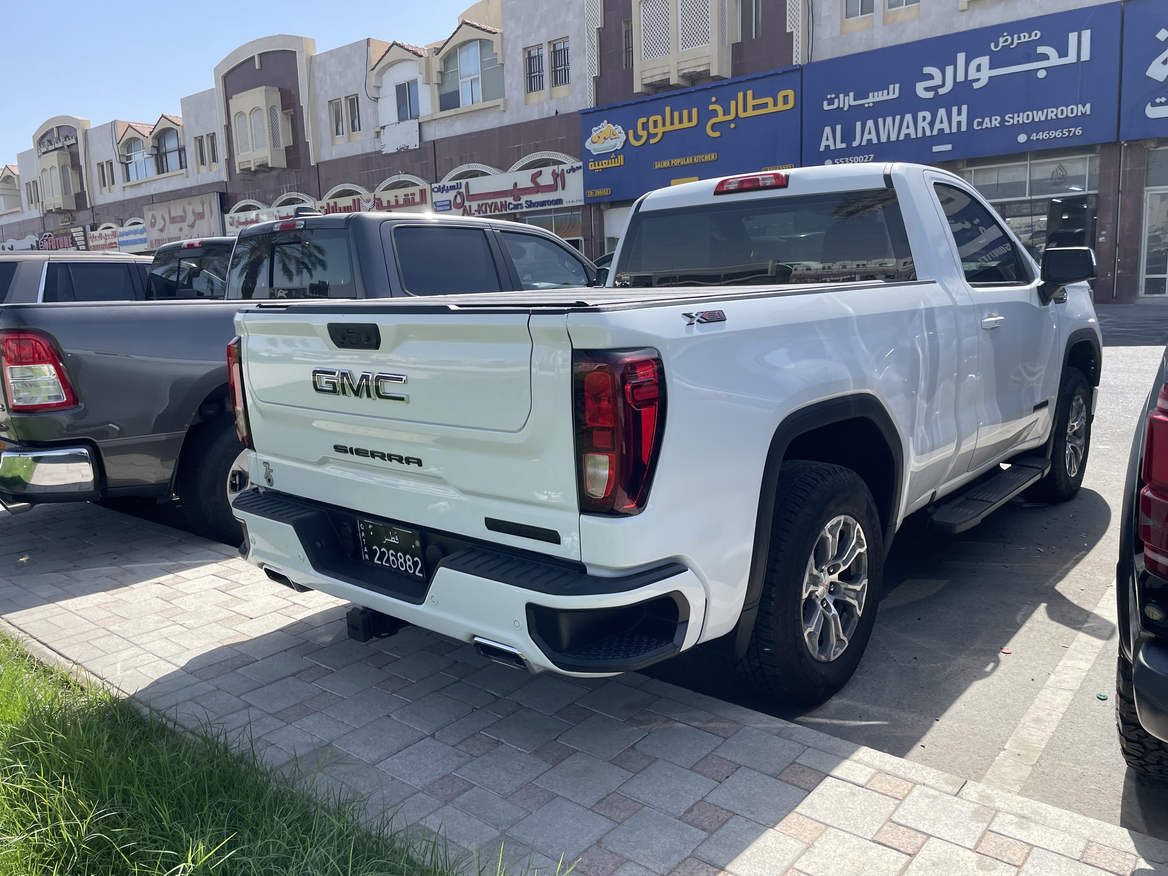 GMC Sierra Elevation  2024 - Image 3