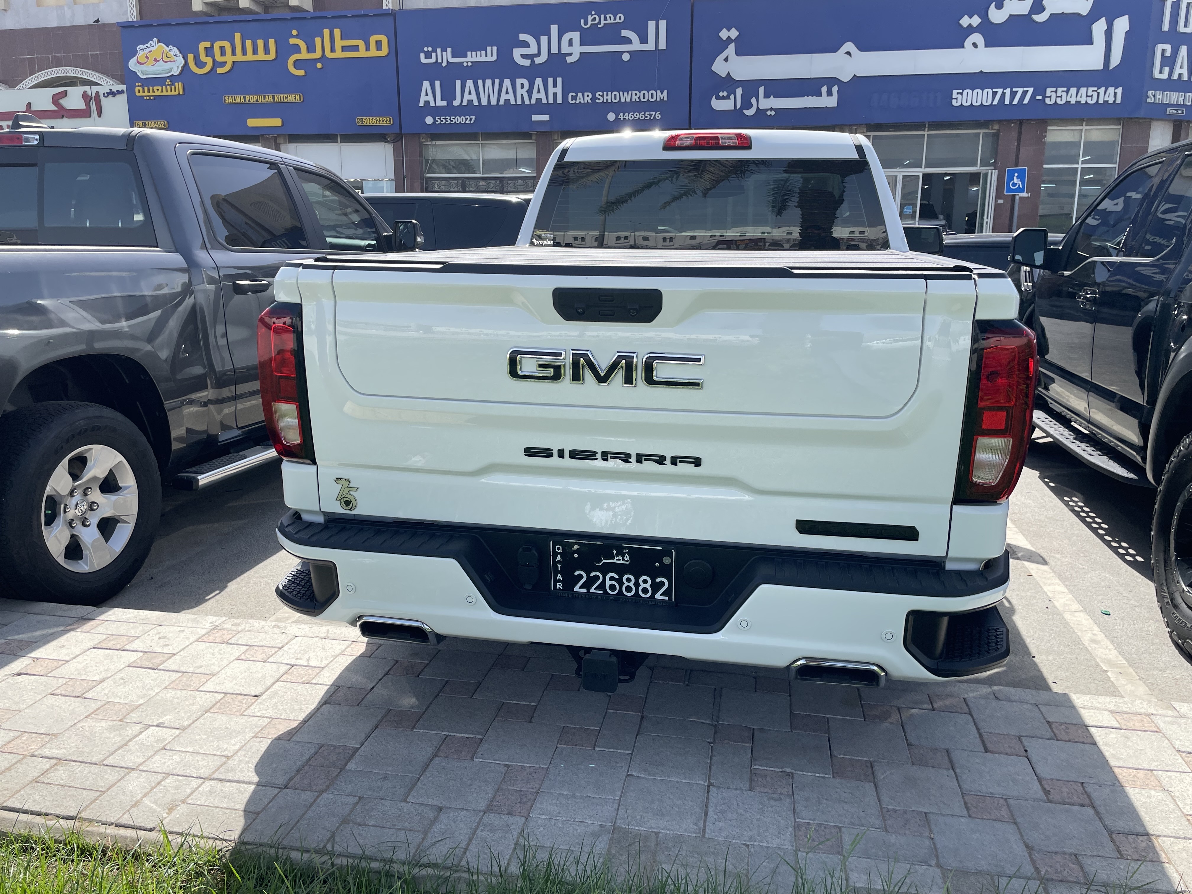 GMC Sierra Elevation  2024 - Image 4