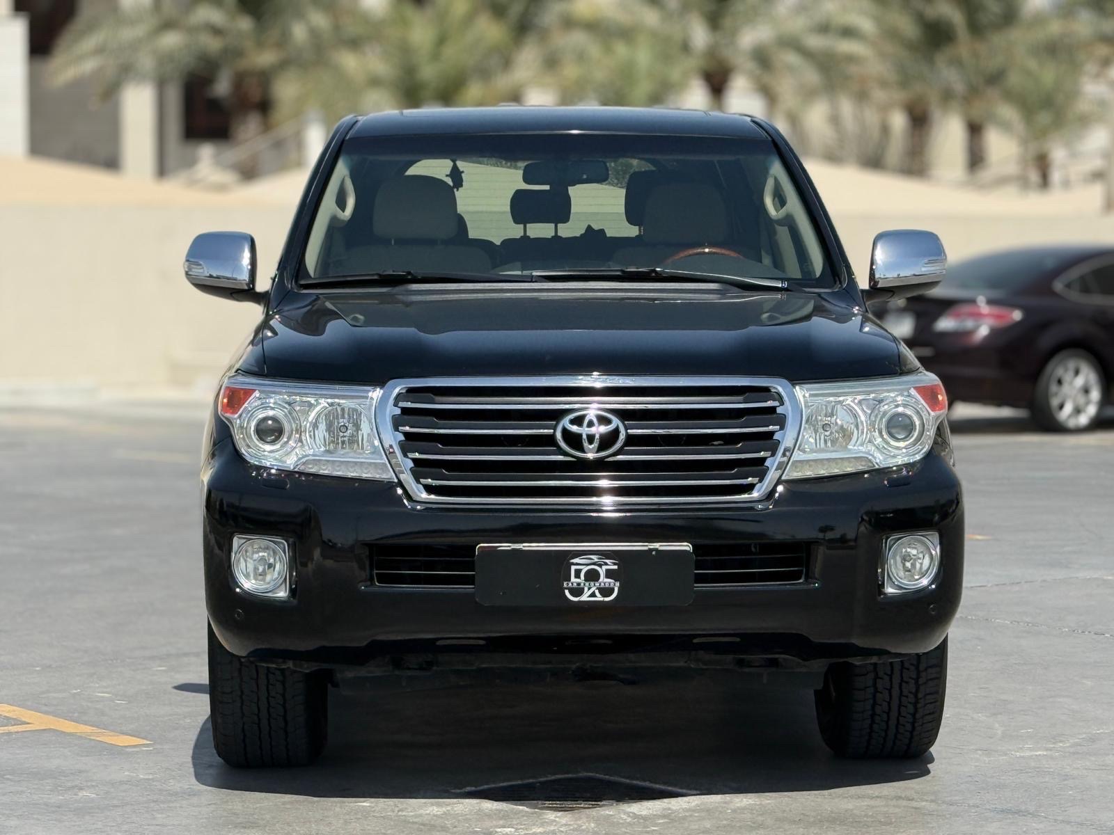 تويوتا لاند كروزر جي اكس.ار 2014 - Image 3