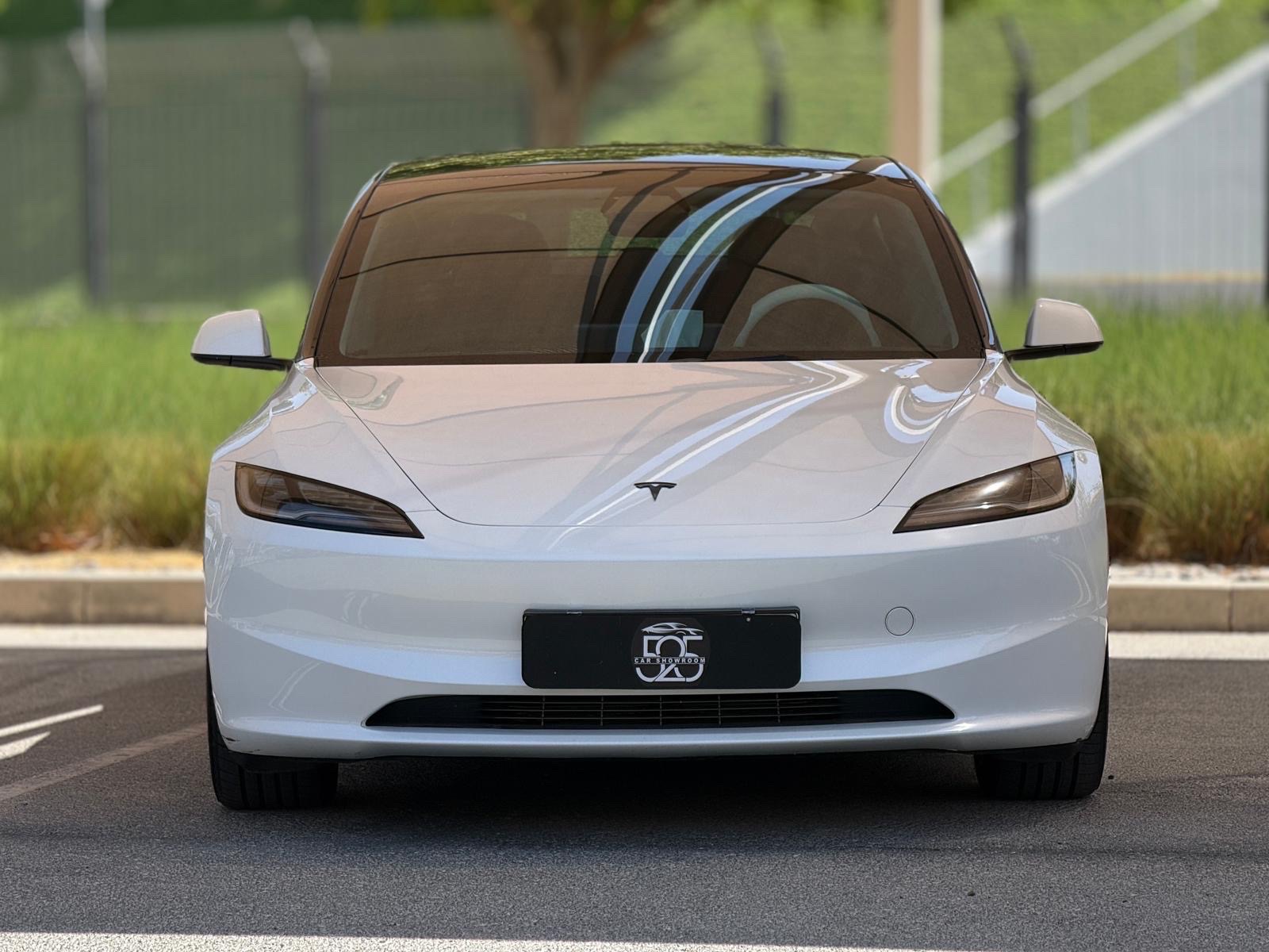 Tesla موديل 3 2025 - Image 4