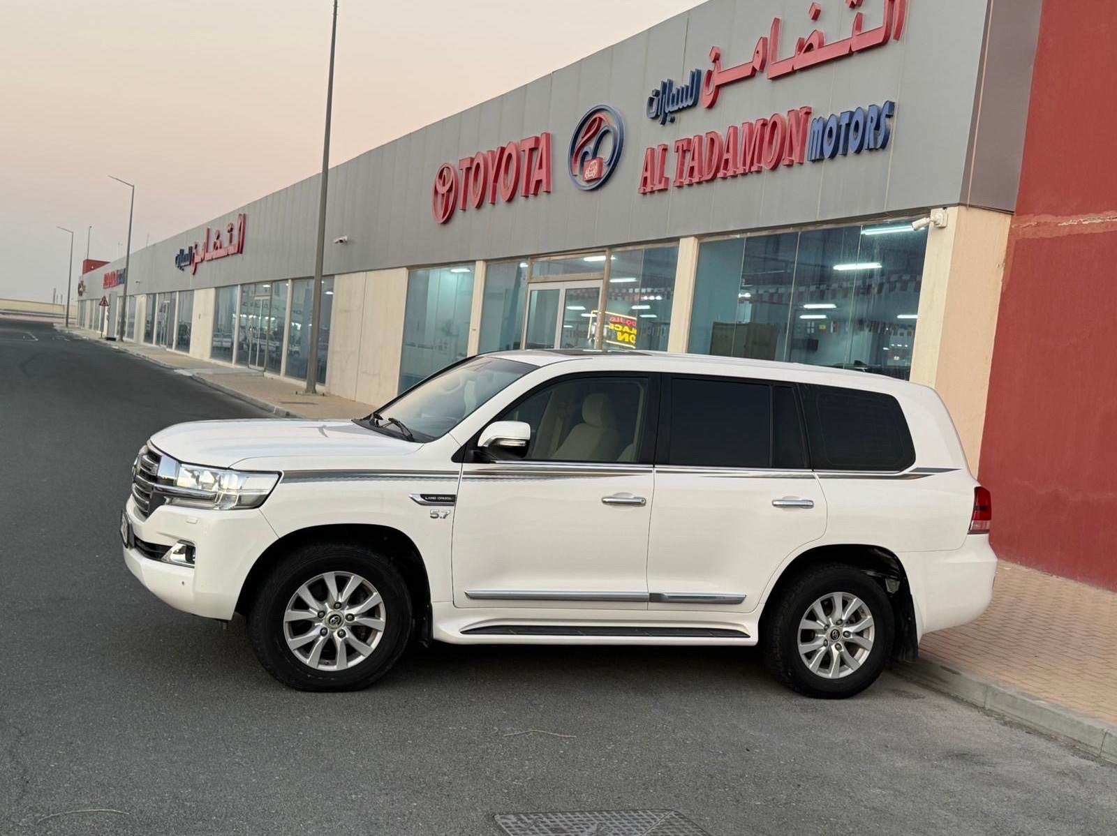Toyota Land Cruiser VX.R 2021 - Image 3