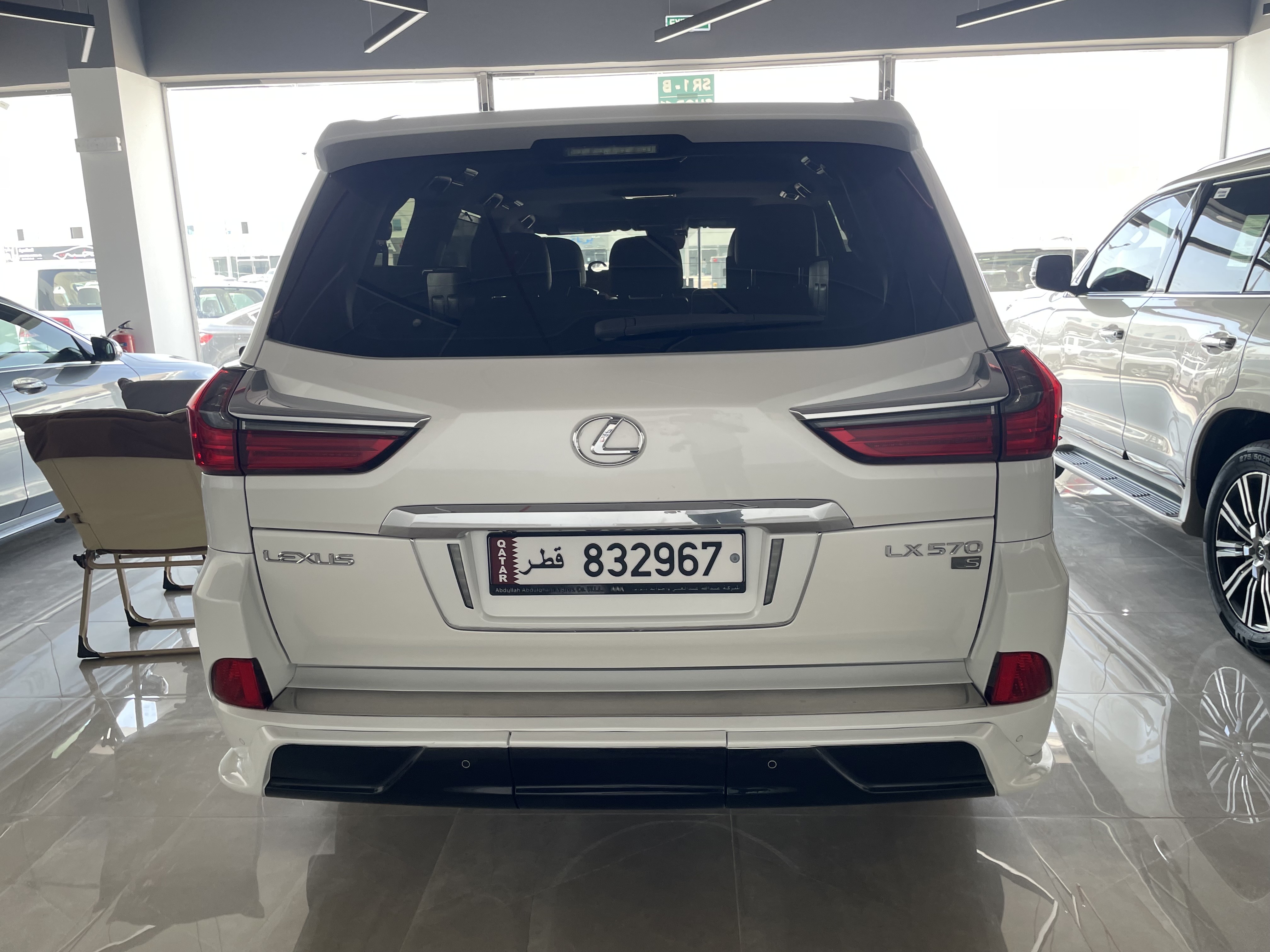 Lexus LX 570 S 2016 - Image 3