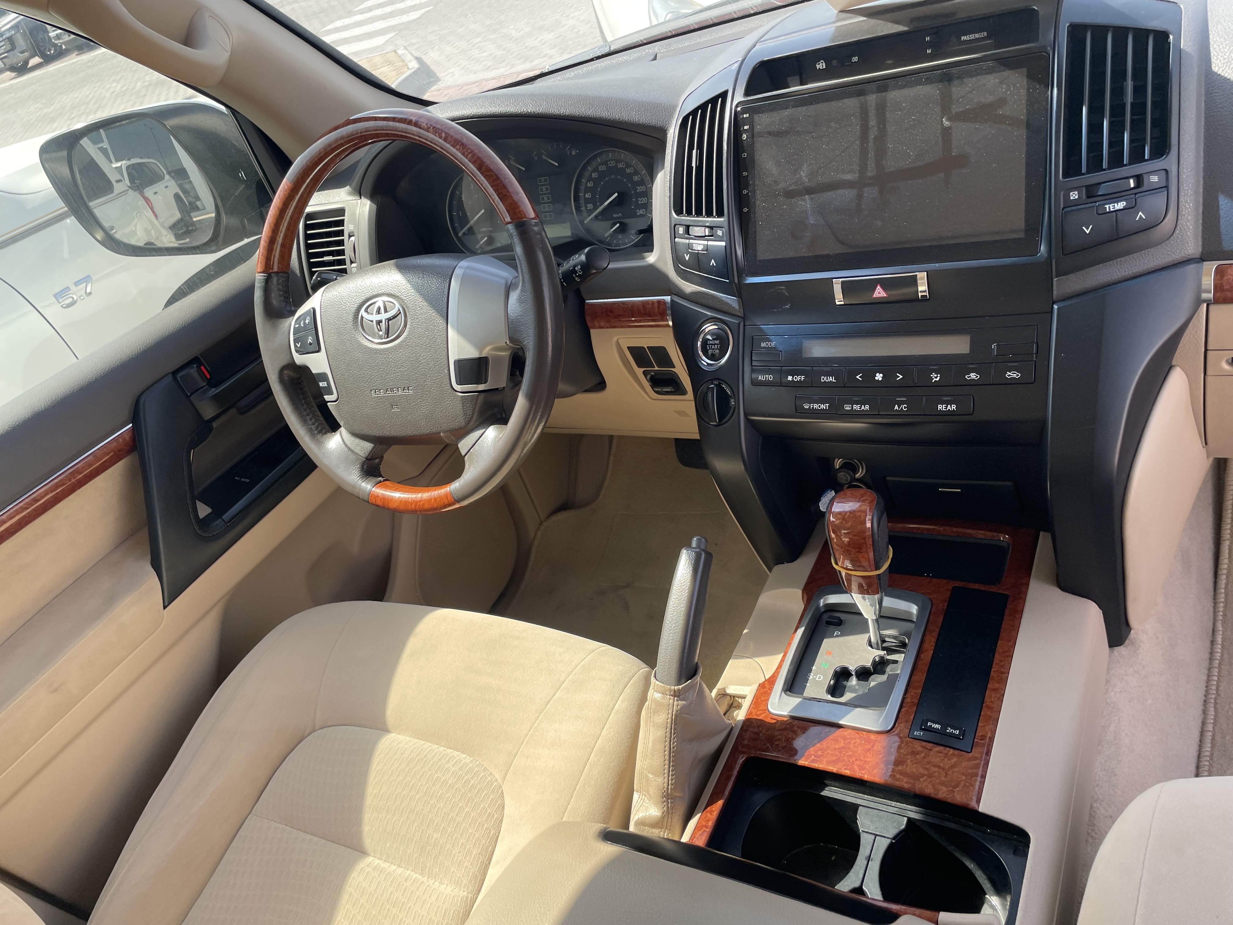 Toyota Land Cruiser GX.R 2015 - Image 3