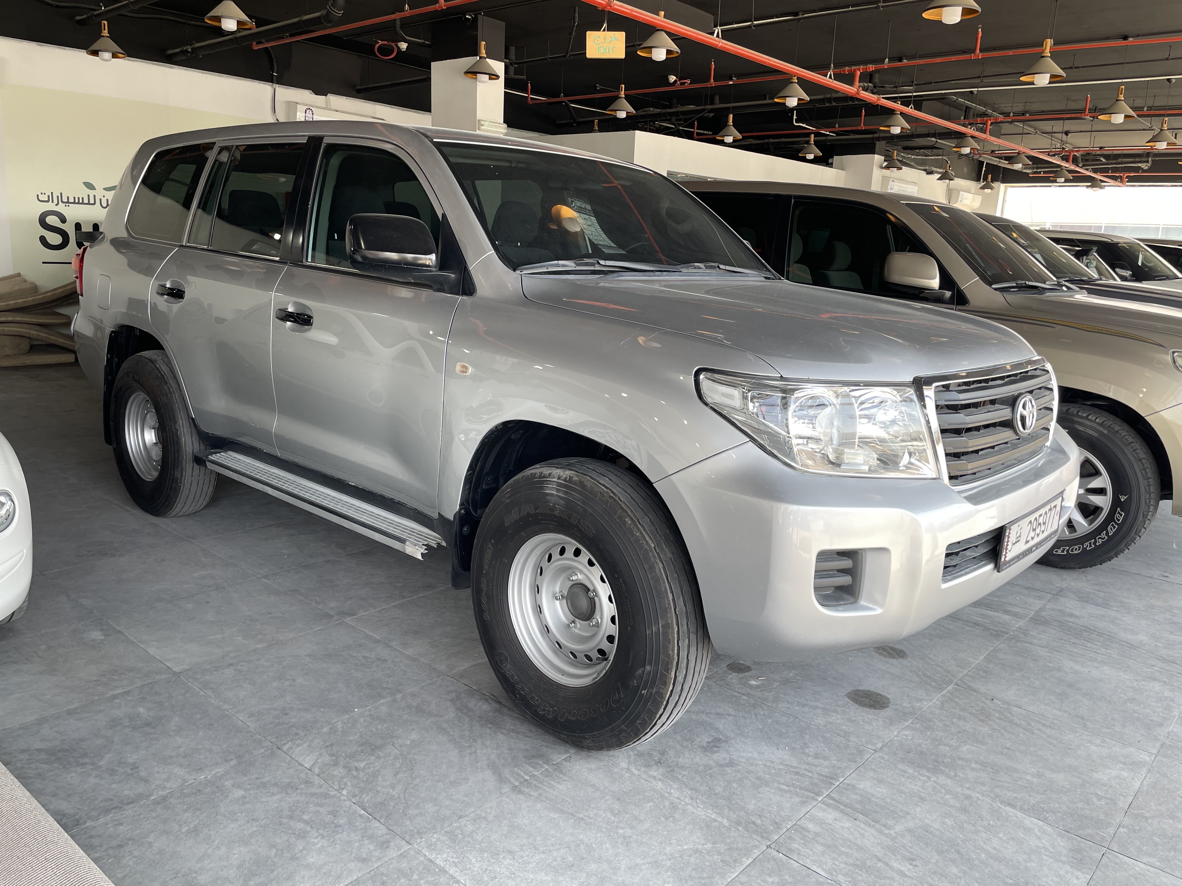 Toyota Land Cruiser Standard 2011