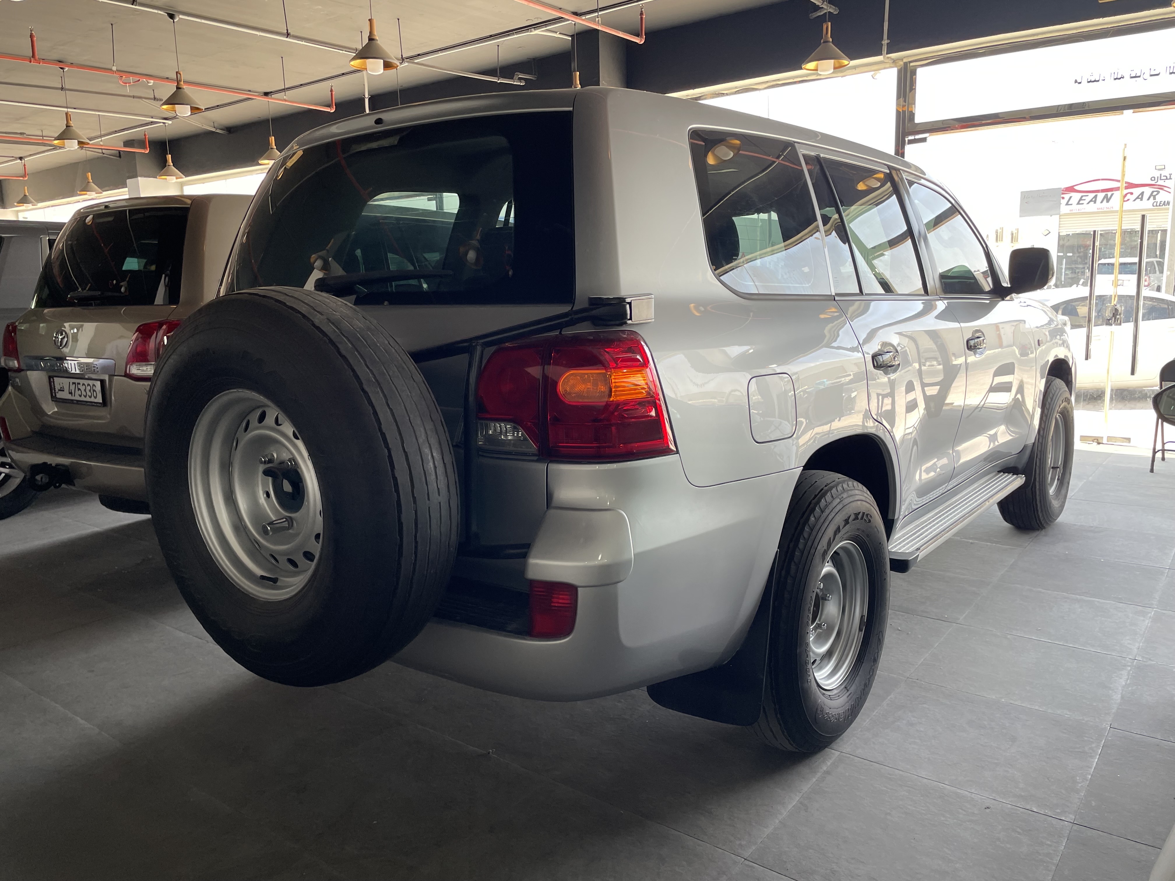 Toyota Land Cruiser Standard 2011 - Image 2