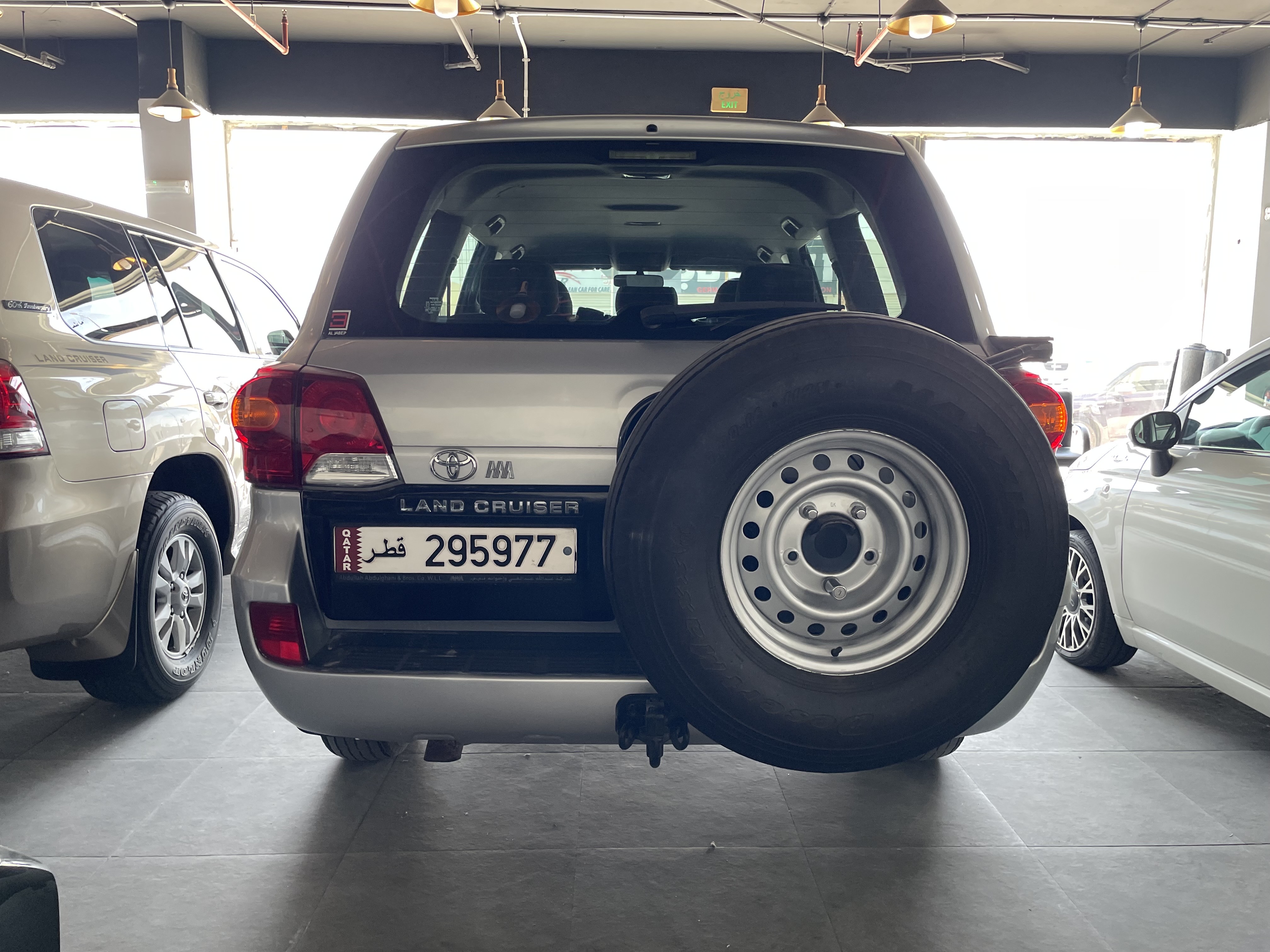Toyota Land Cruiser Standard 2011 - Image 3