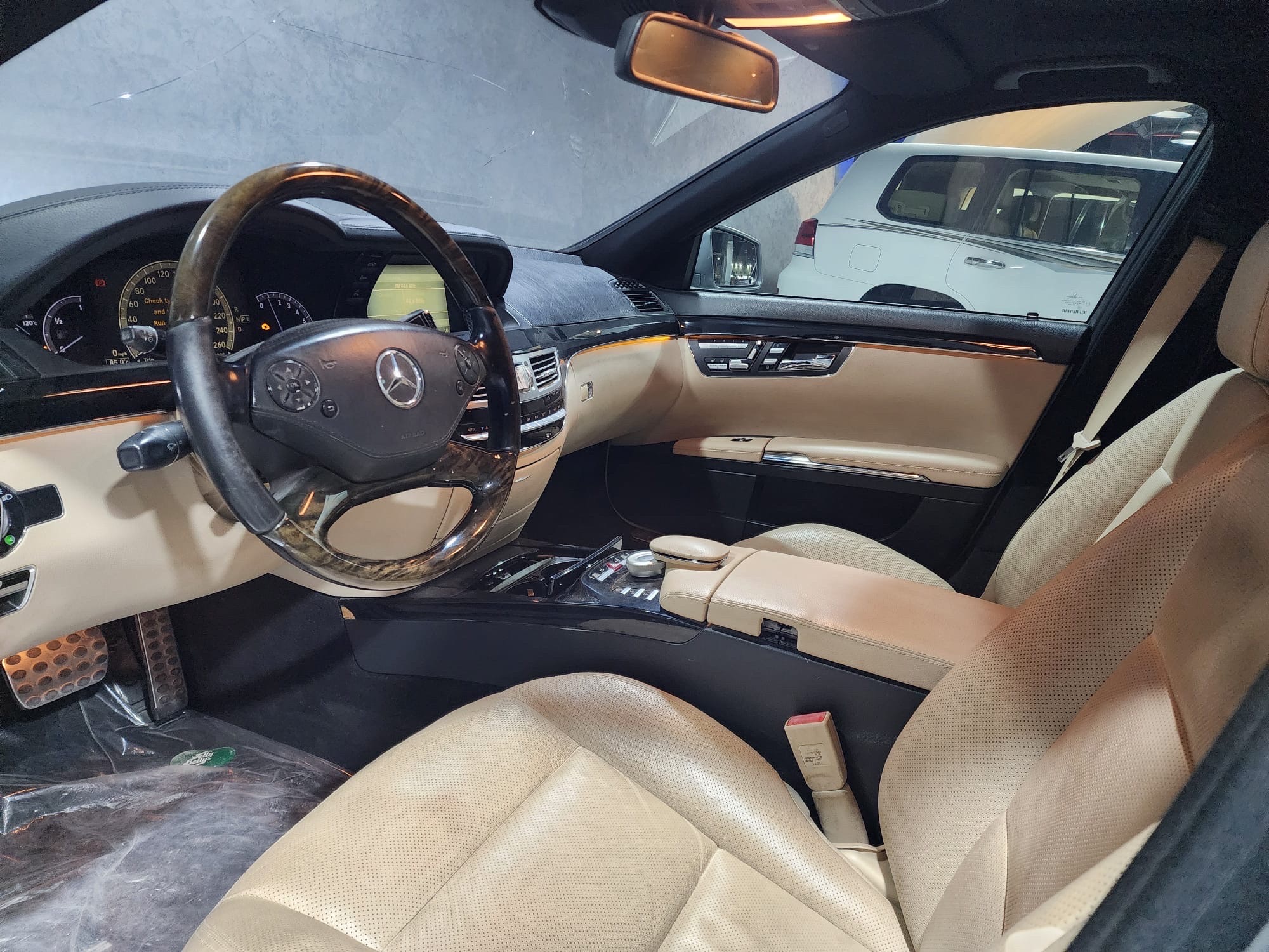 Mercedes-Benz C-Class Sedan 350 2012 - Image 3