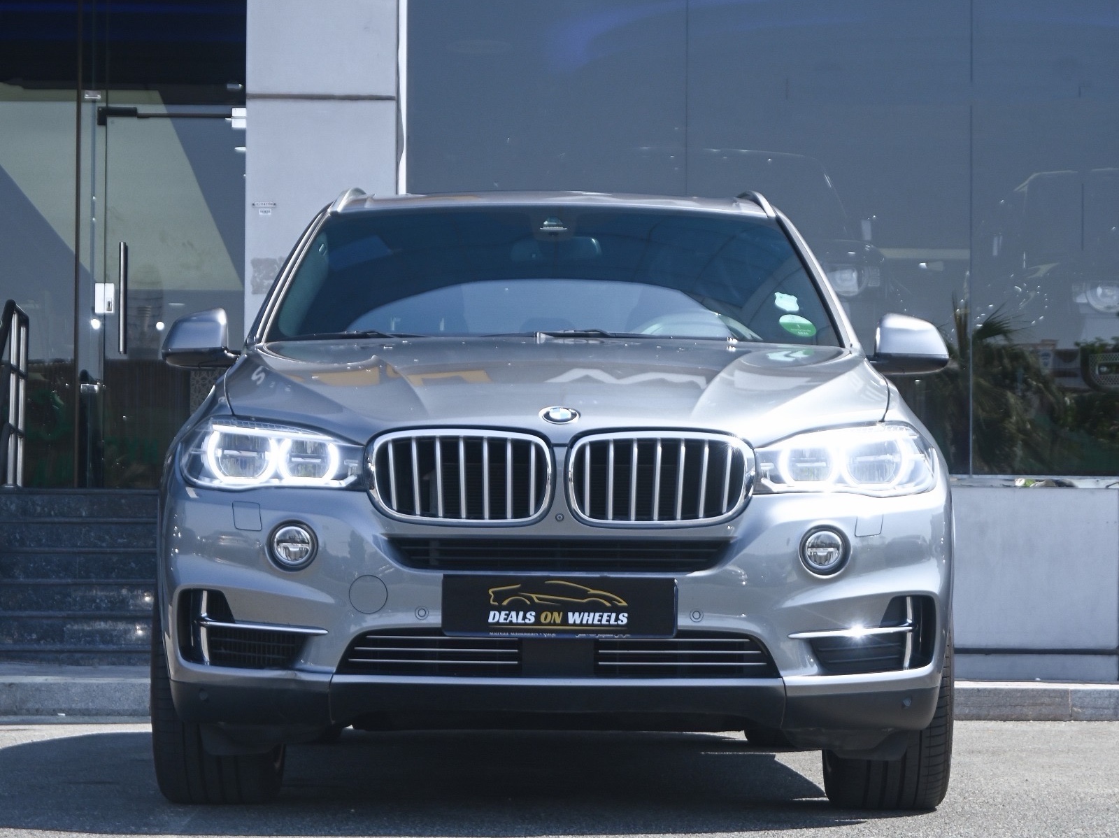 BMW X-Series X5 ( 50i ) 2017 - Image 2