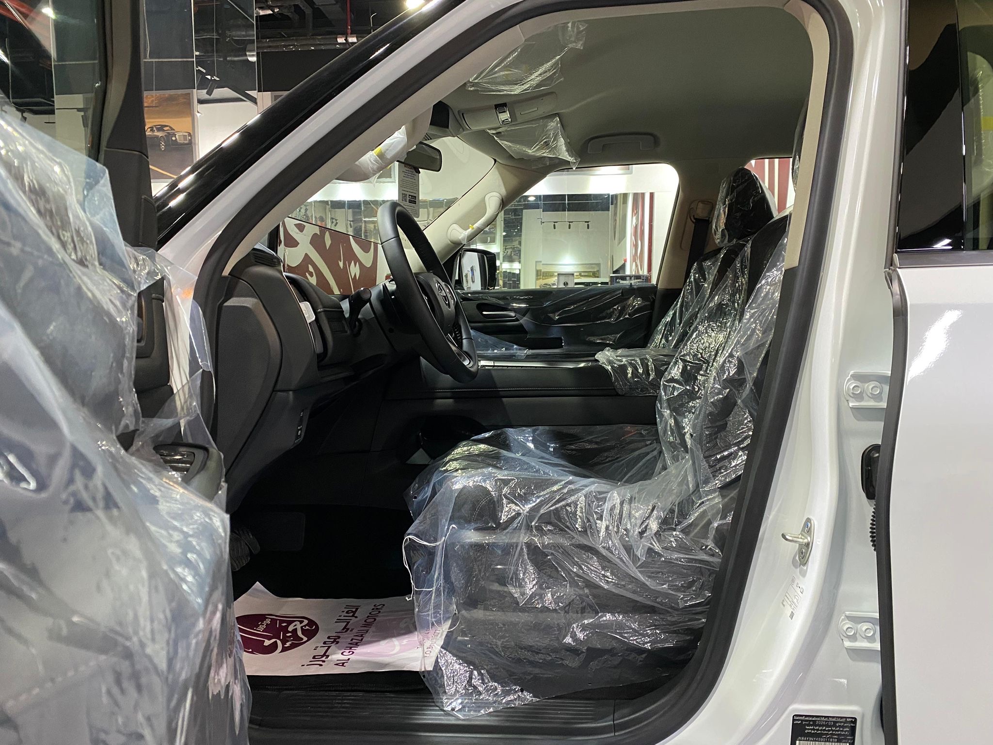 Nissan Patrol Platinum Twin Turbo  2025 - Image 3