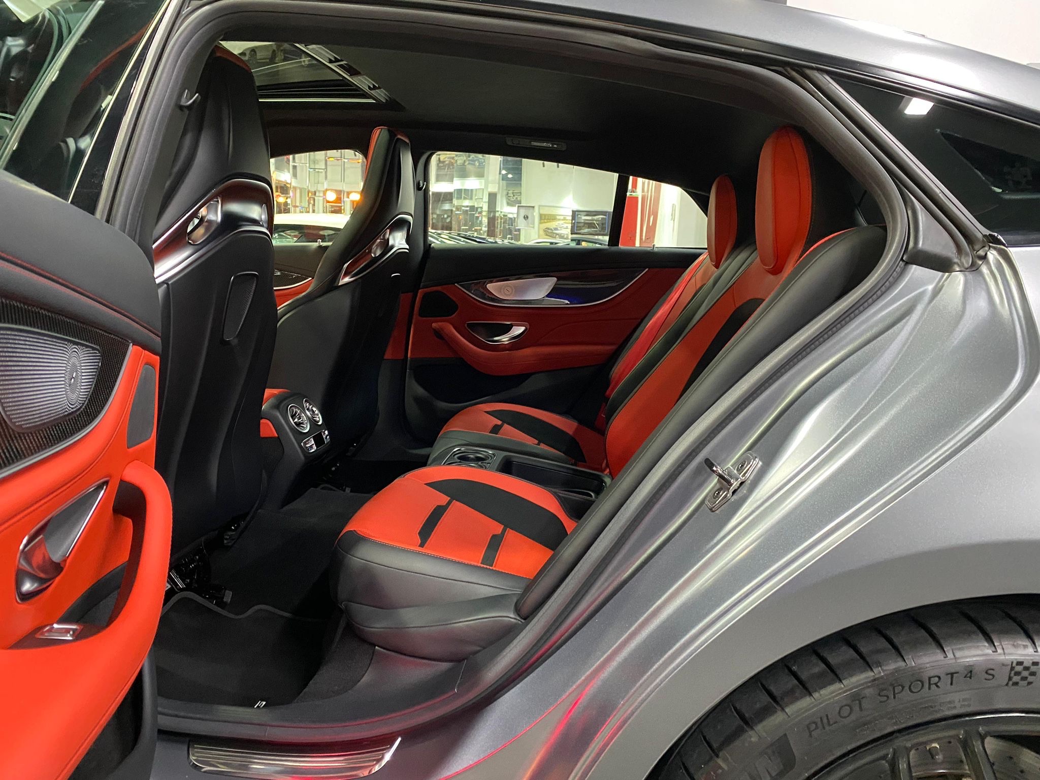 Mercedes-Benz GT 63s 2019 - Image 4