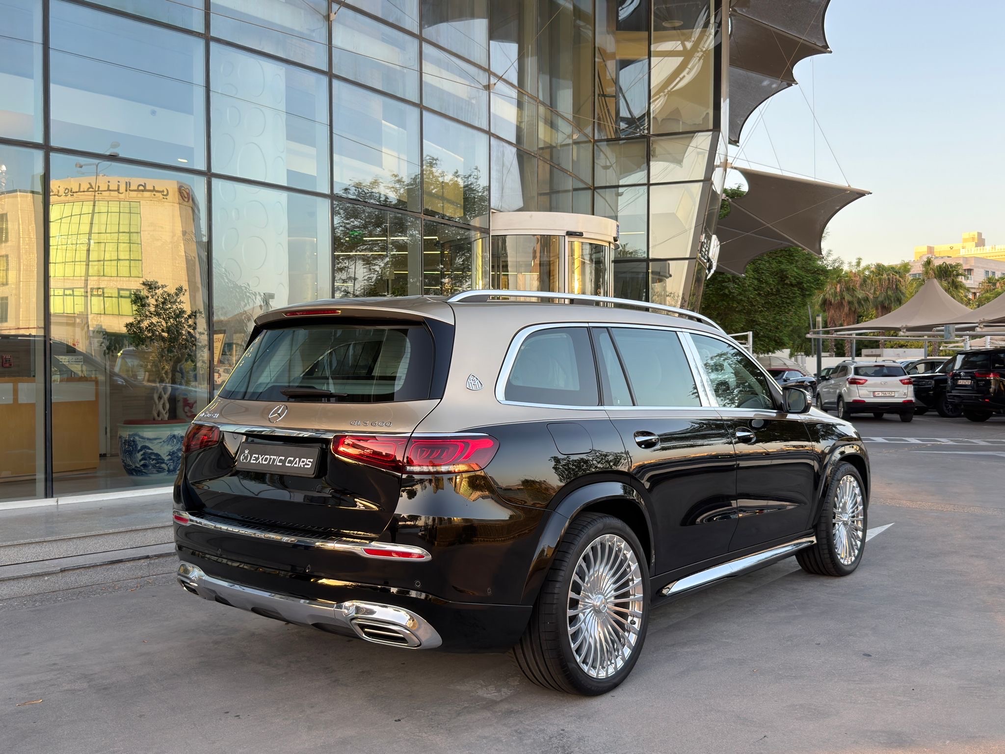مرسيدس بنز GLS 600 Maybach 2023 - Image 2