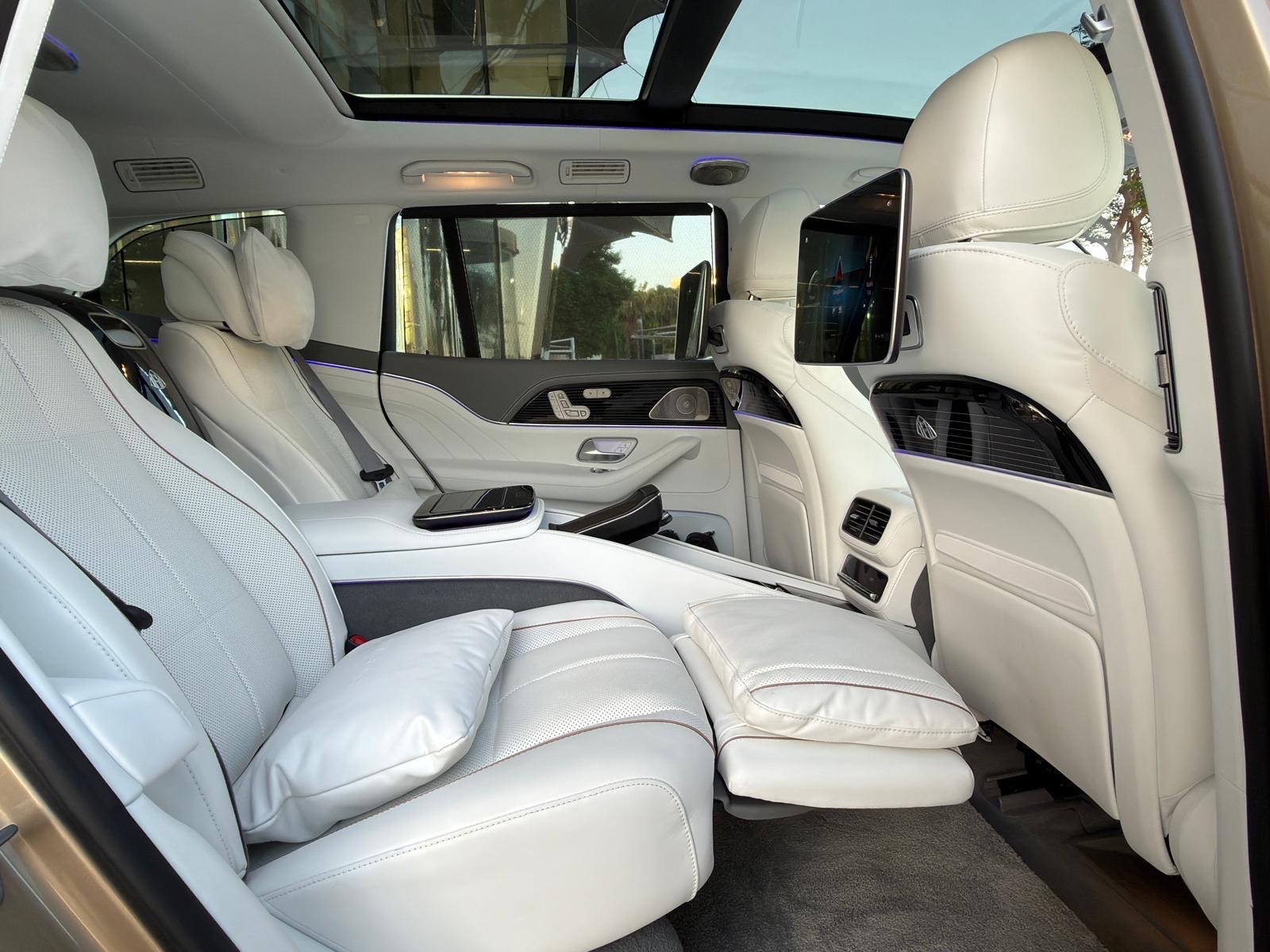 مرسيدس بنز GLS 600 Maybach 2023 - Image 4