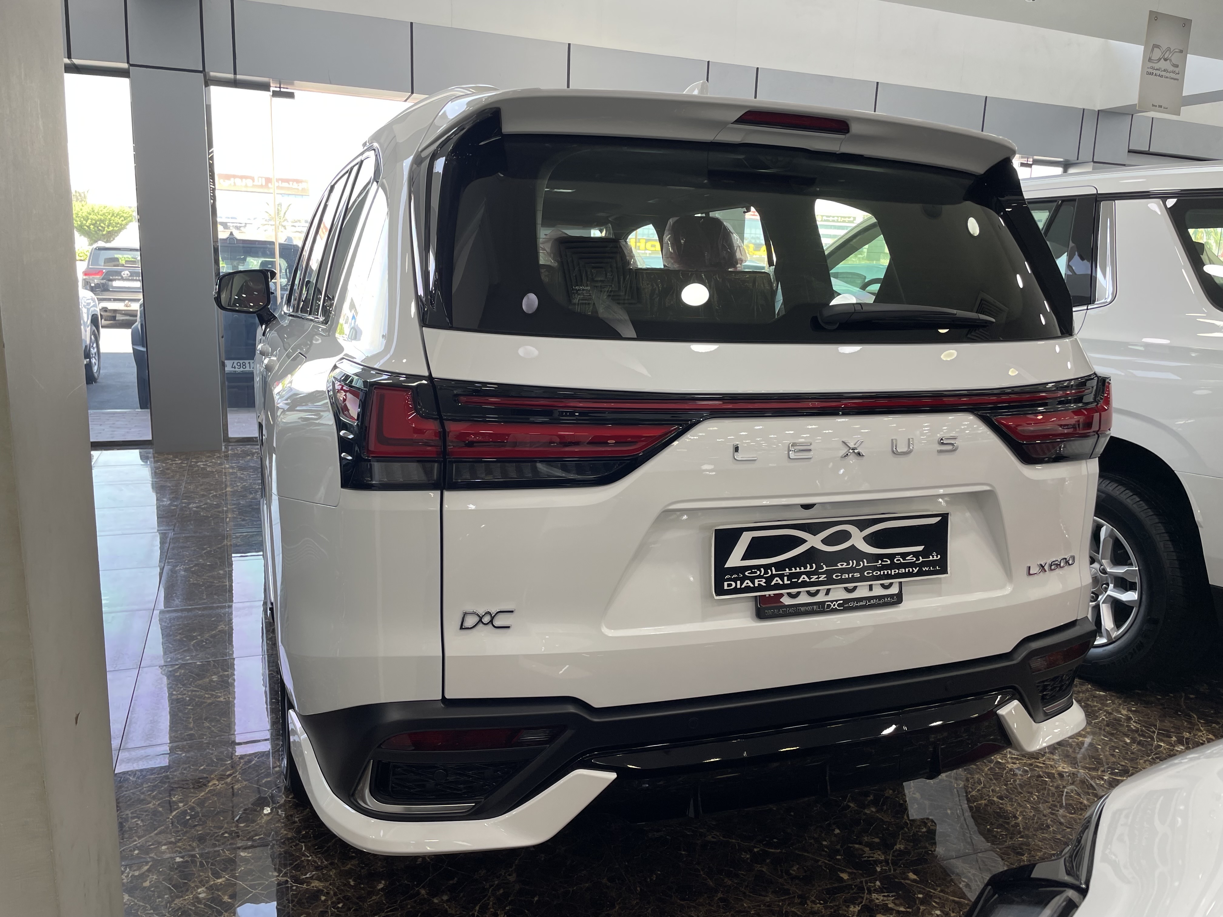 Lexus LX 600  F-Sport 2025 - Image 2