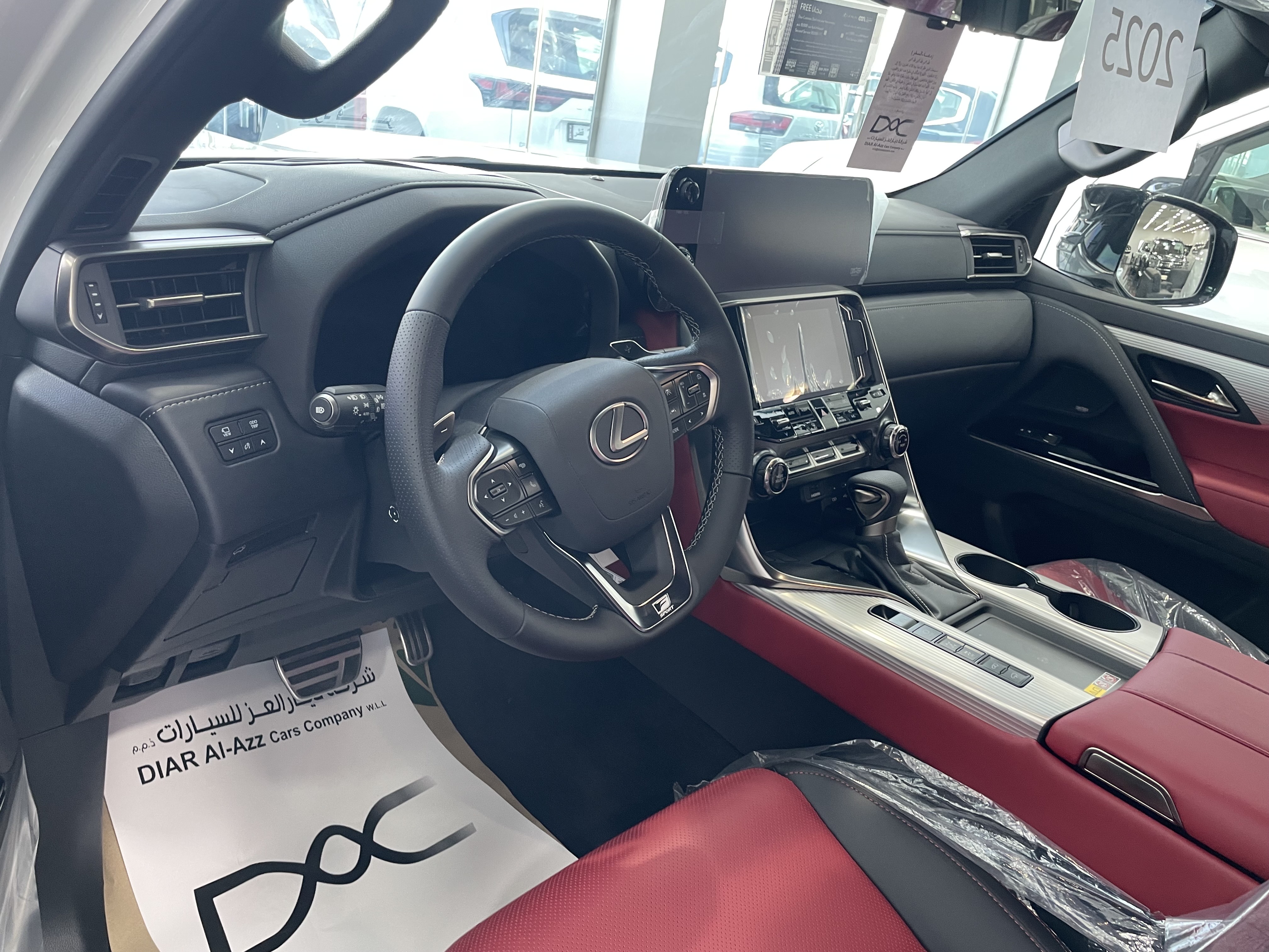 Lexus LX 600  F-Sport 2025 - Image 4