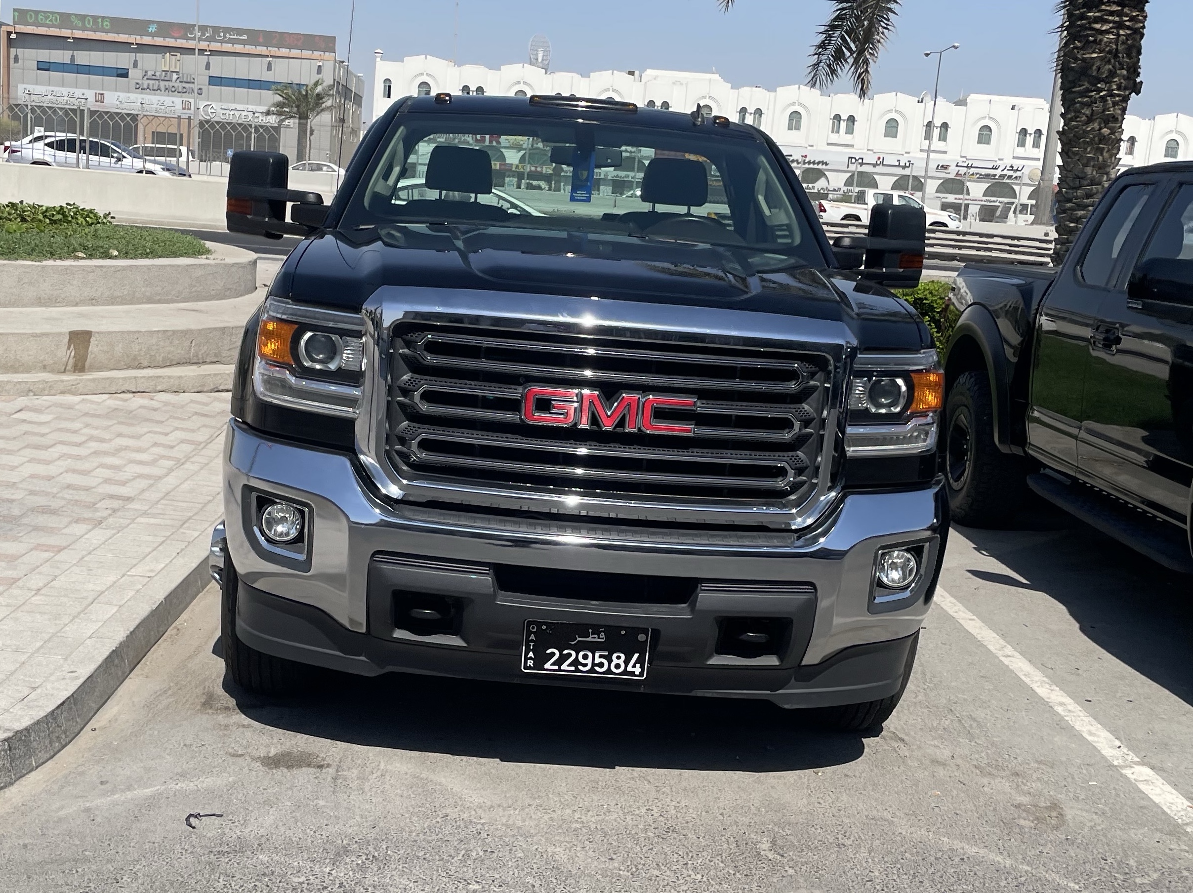 GMC Sierra 3500 HD 2018 - Image 1