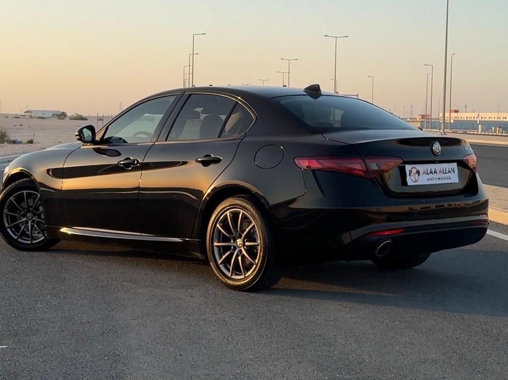 Alfa Romeo giulia 2019 - Image 2