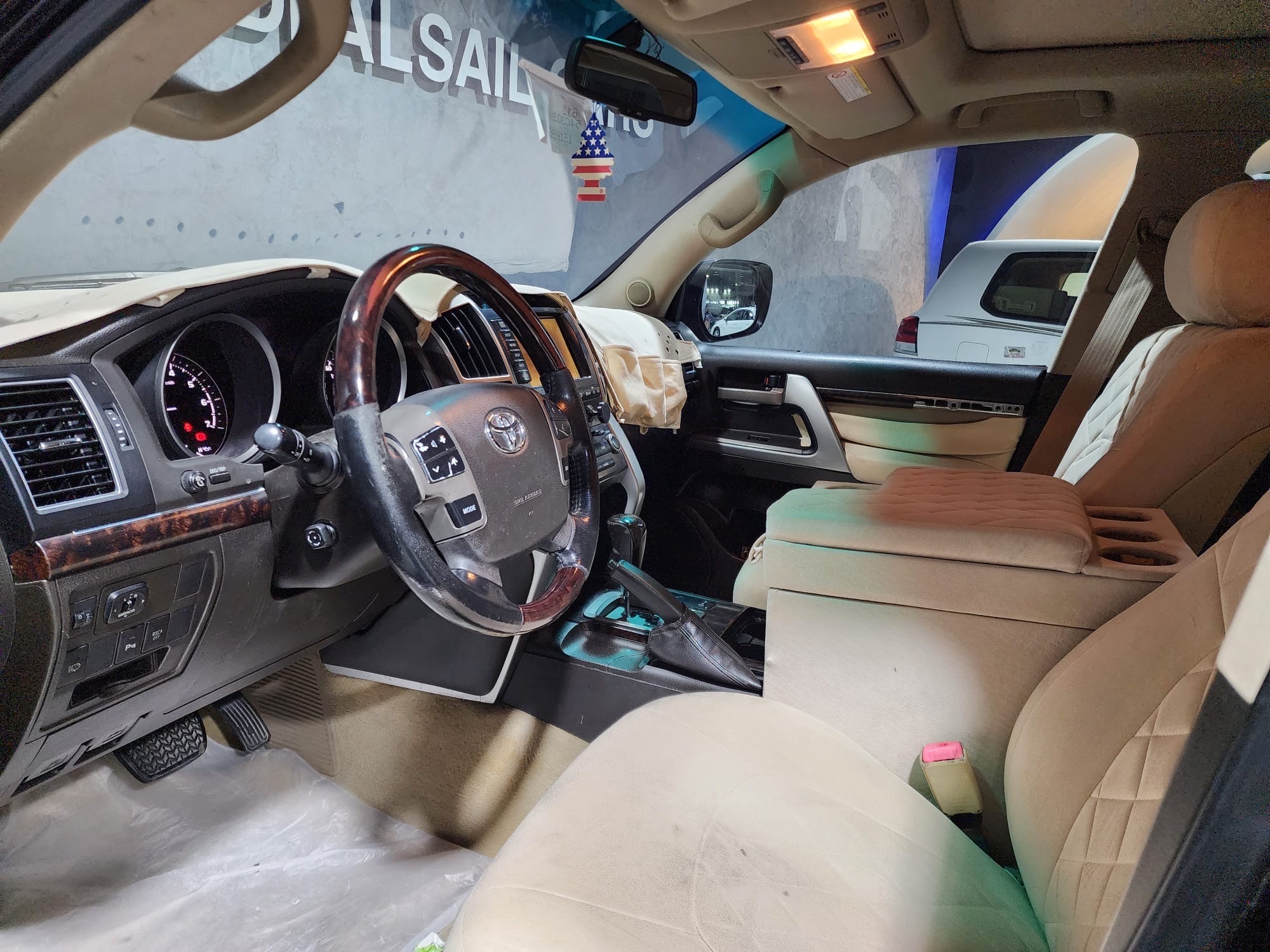 Toyota Land Cruiser VX.R 2008 - Image 3