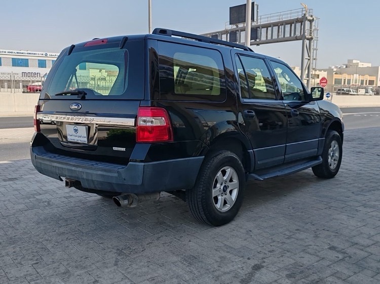 Ford Expedition 2016 - Image 2