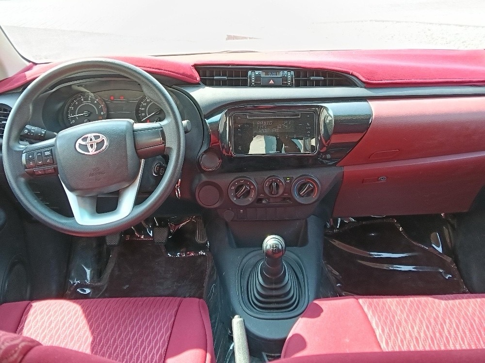 Toyota Hilux 2.0 2022 - Image 4