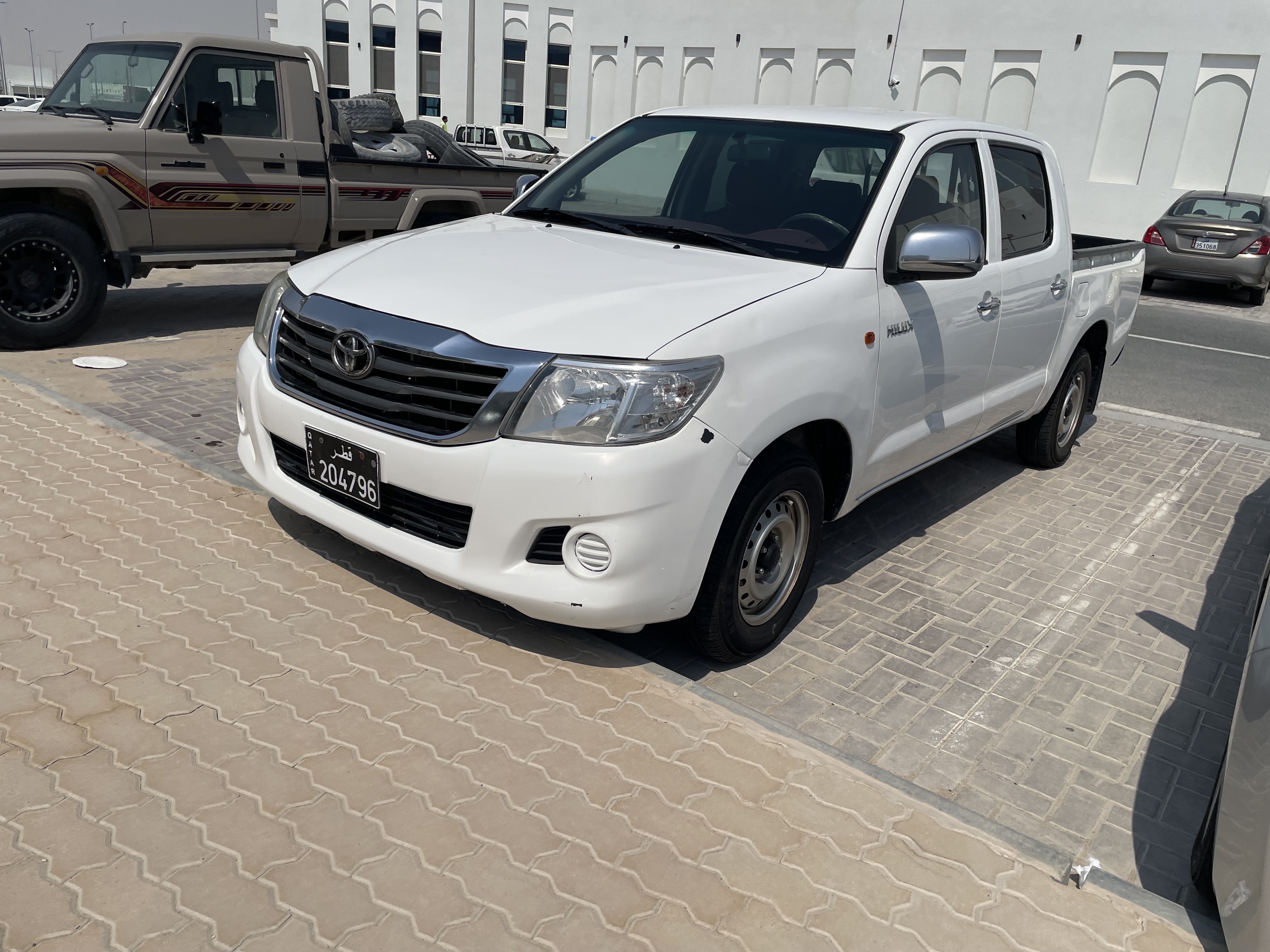 Toyota Hilux 2013 - Image 1