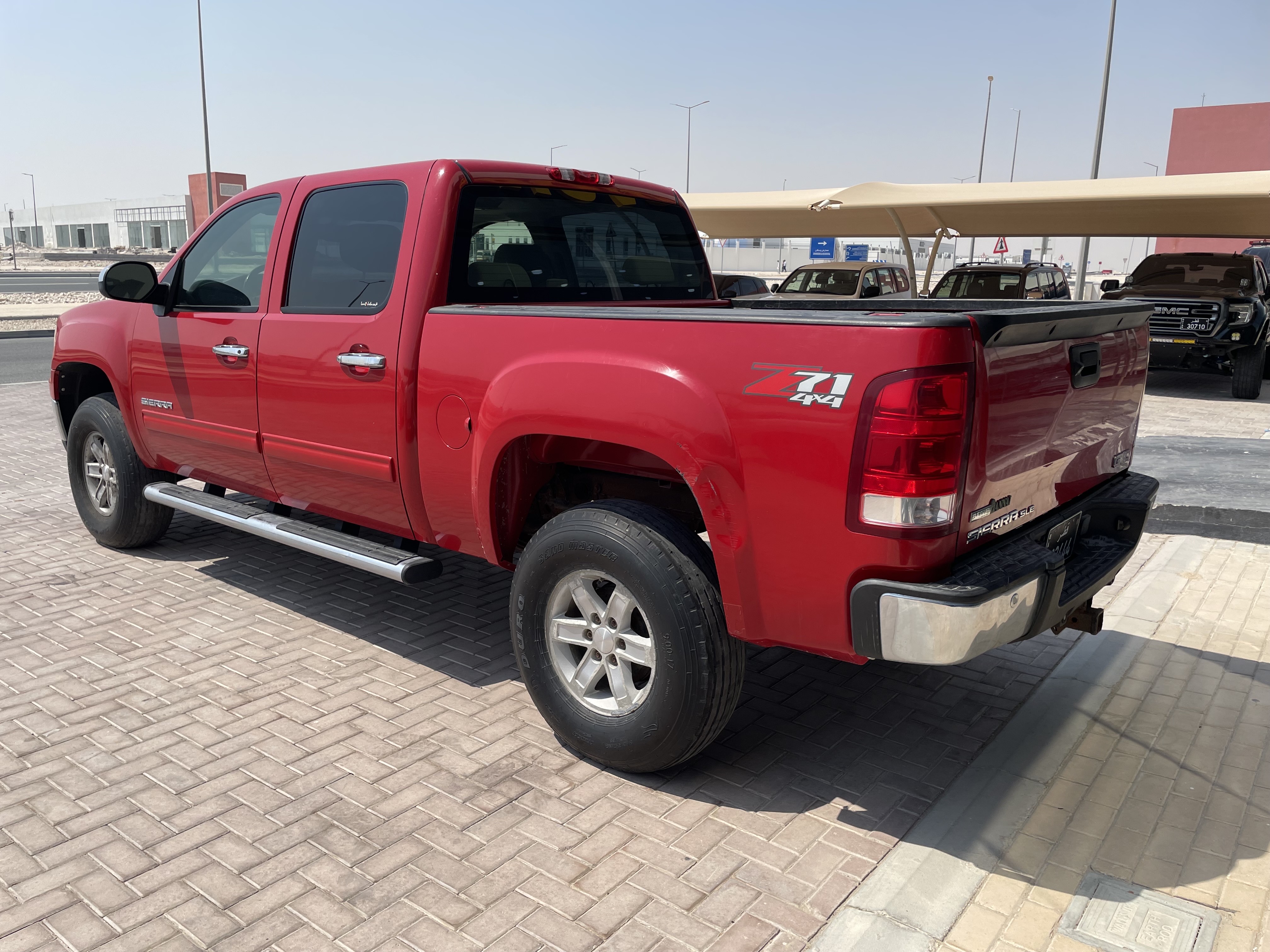GMC Sierra Z 71 2010 - Image 3