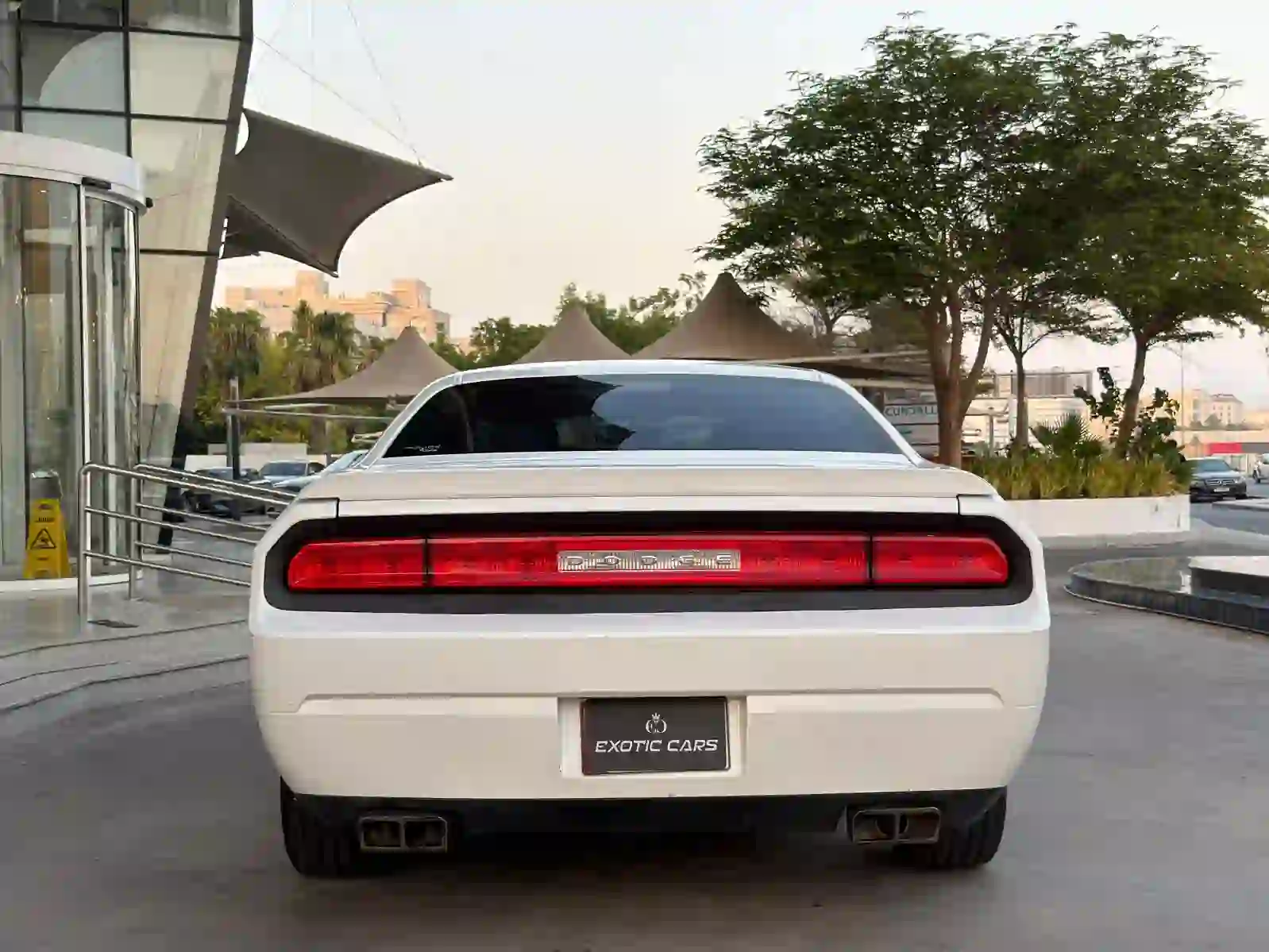 دودج تشالينج ريد اي هينيسي 2014 - Image 4