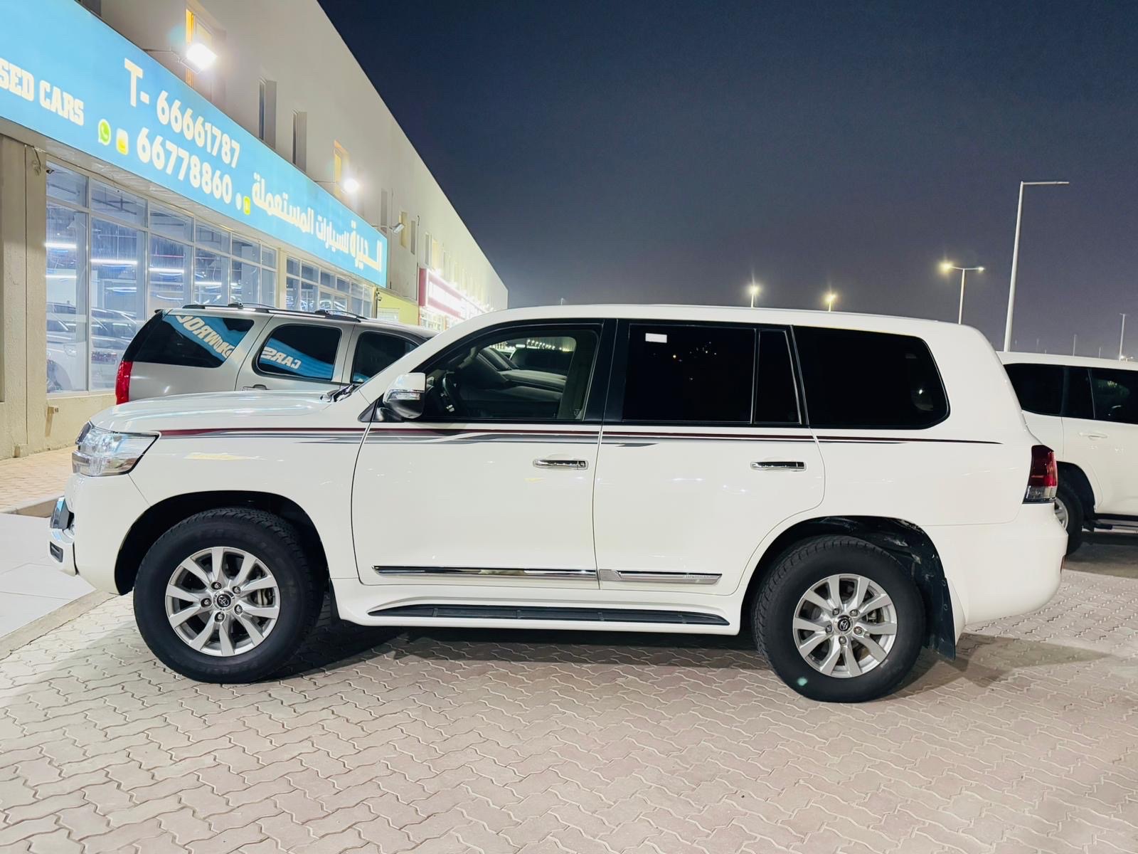 Toyota Land Cruiser GX.R 2021 - Image 2