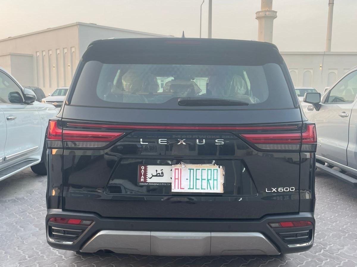 Lexus LX 600 2023 - Image 4