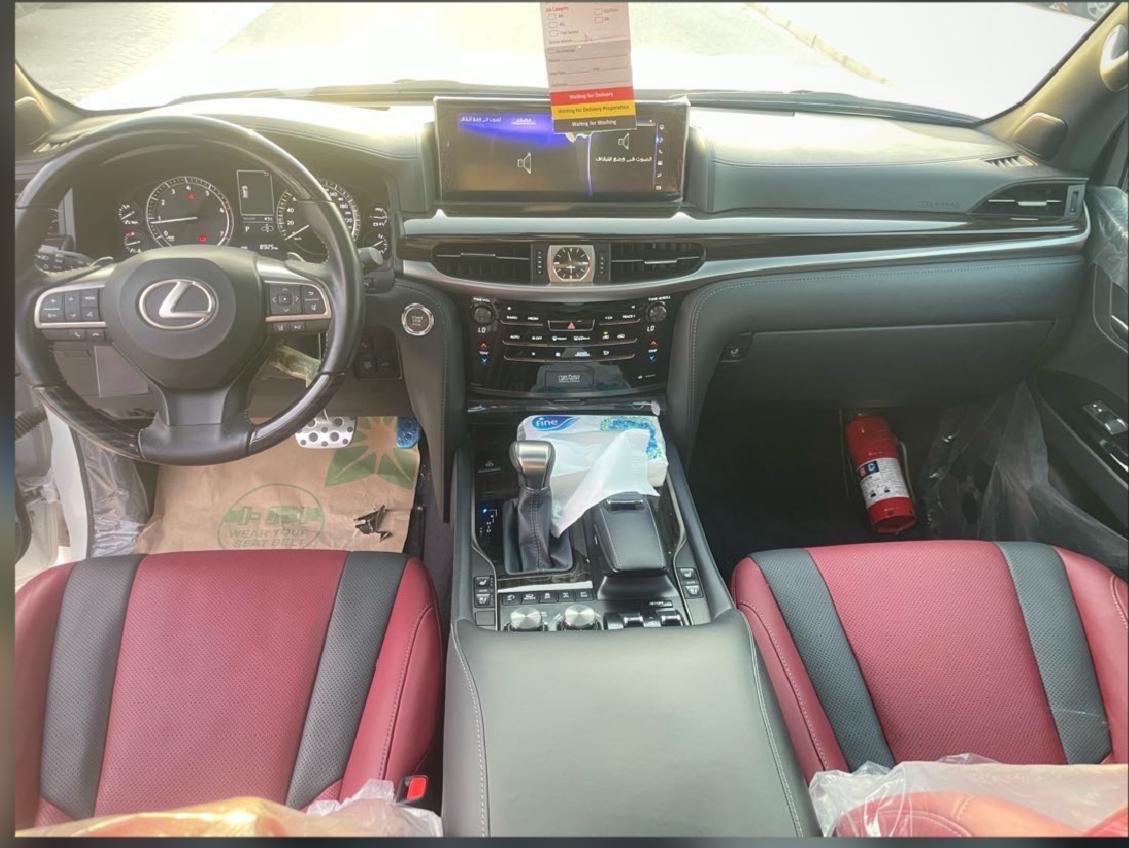 Lexus LX 570 S 2018 - Image 4