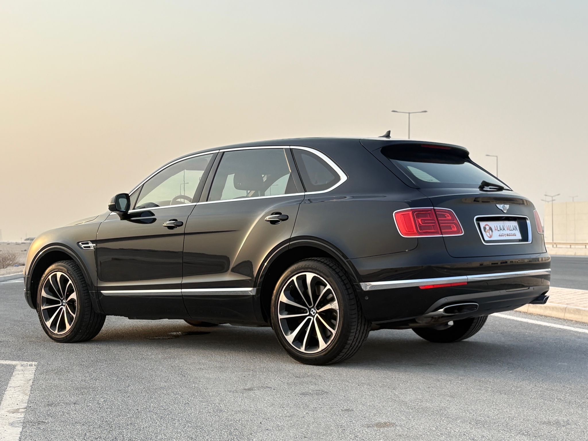 Bentley Bentayga 2018 - Image 3