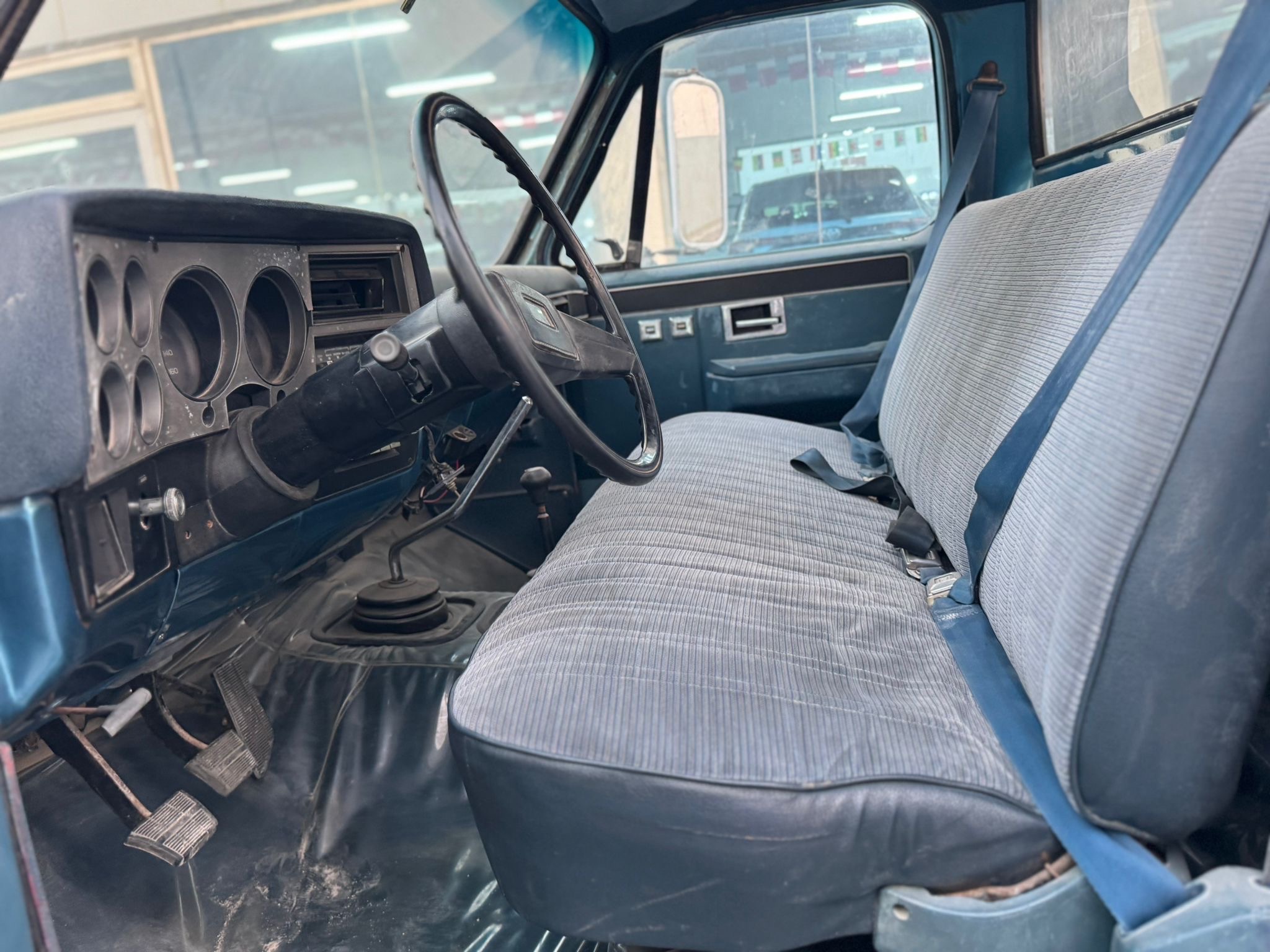 Chevrolet Silverado 1985 - Image 4