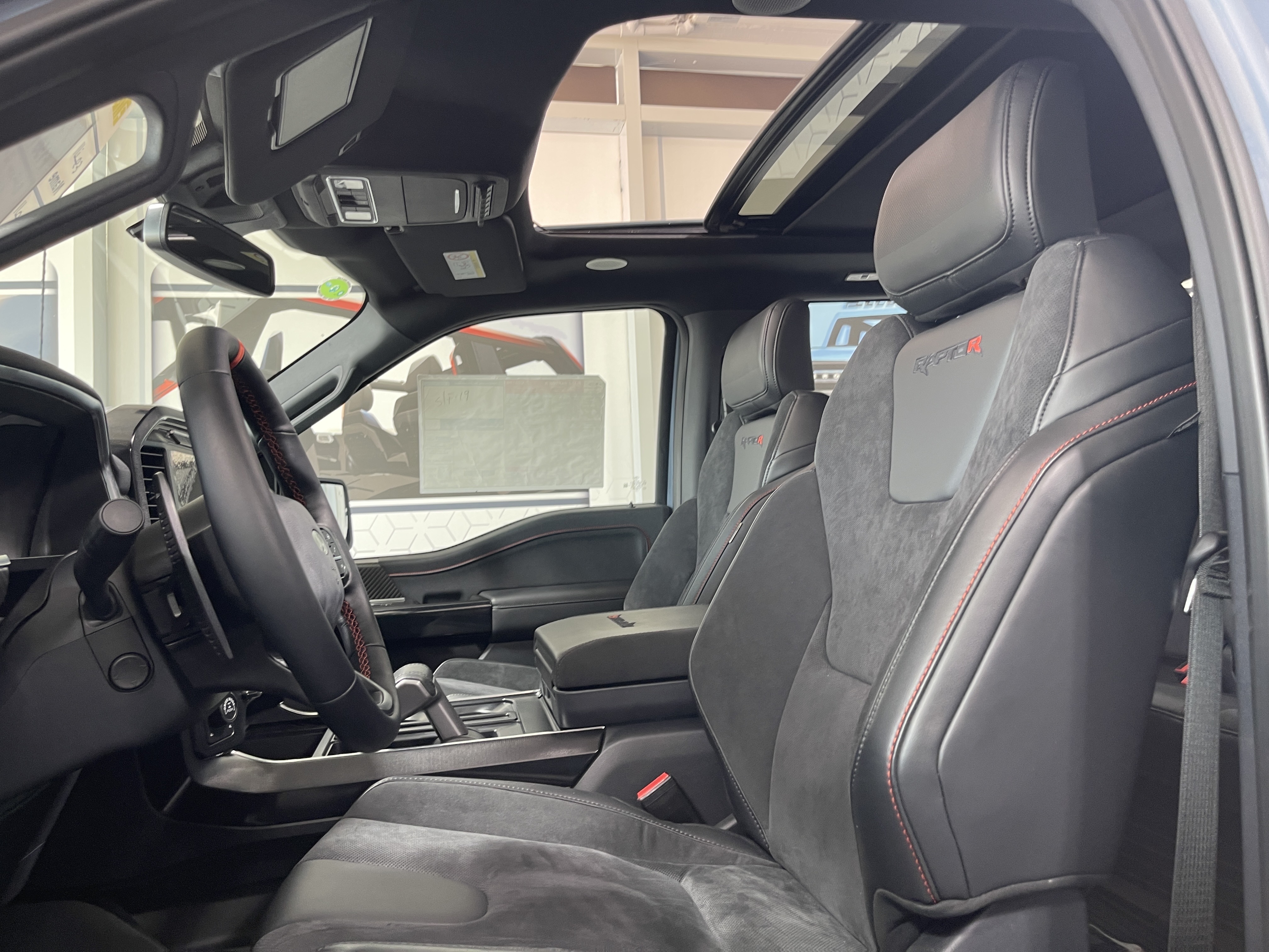 Ford Raptor R. 2023 - Image 4