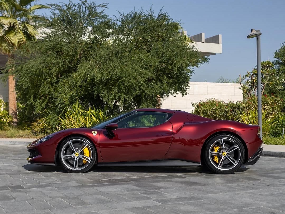 فيراري 296GTB 2024 - Image 2