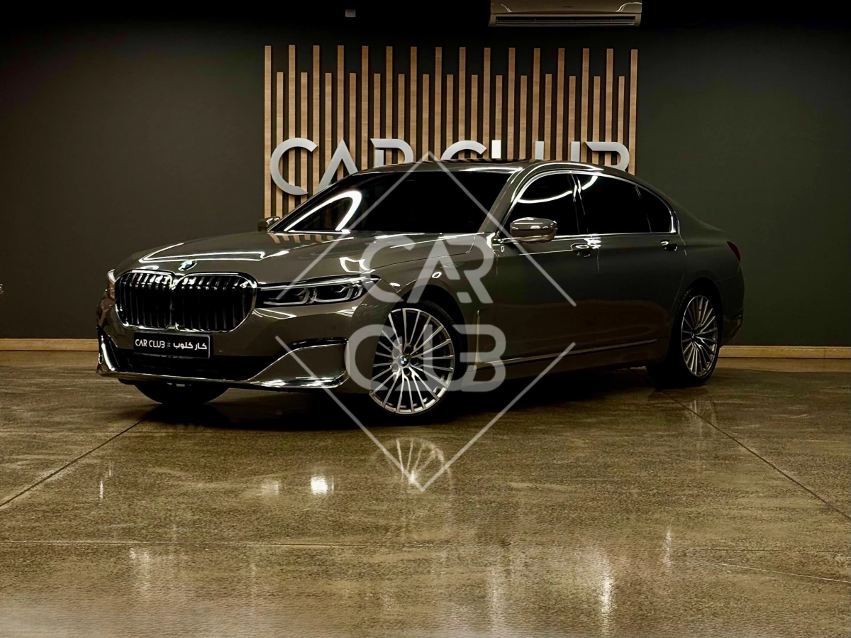 BMW 7-Series 730 Li 2021