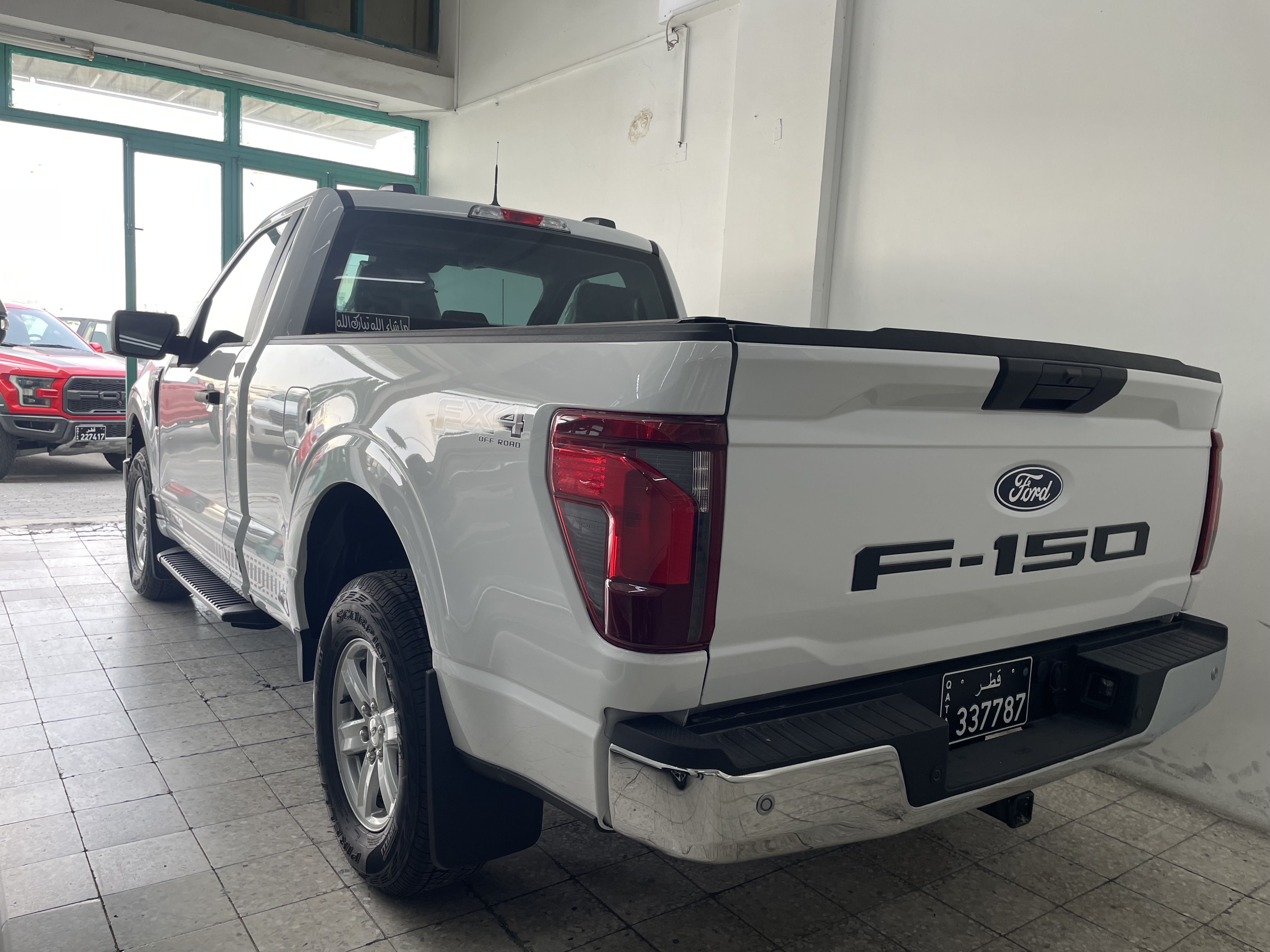 Ford F-150 Fx4 2025 - Image 2