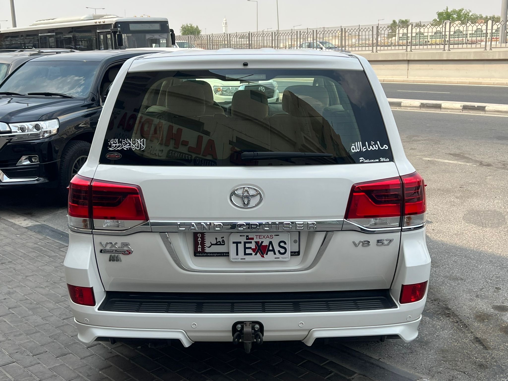 Toyota Land Cruiser VX.R 2020 - Image 3