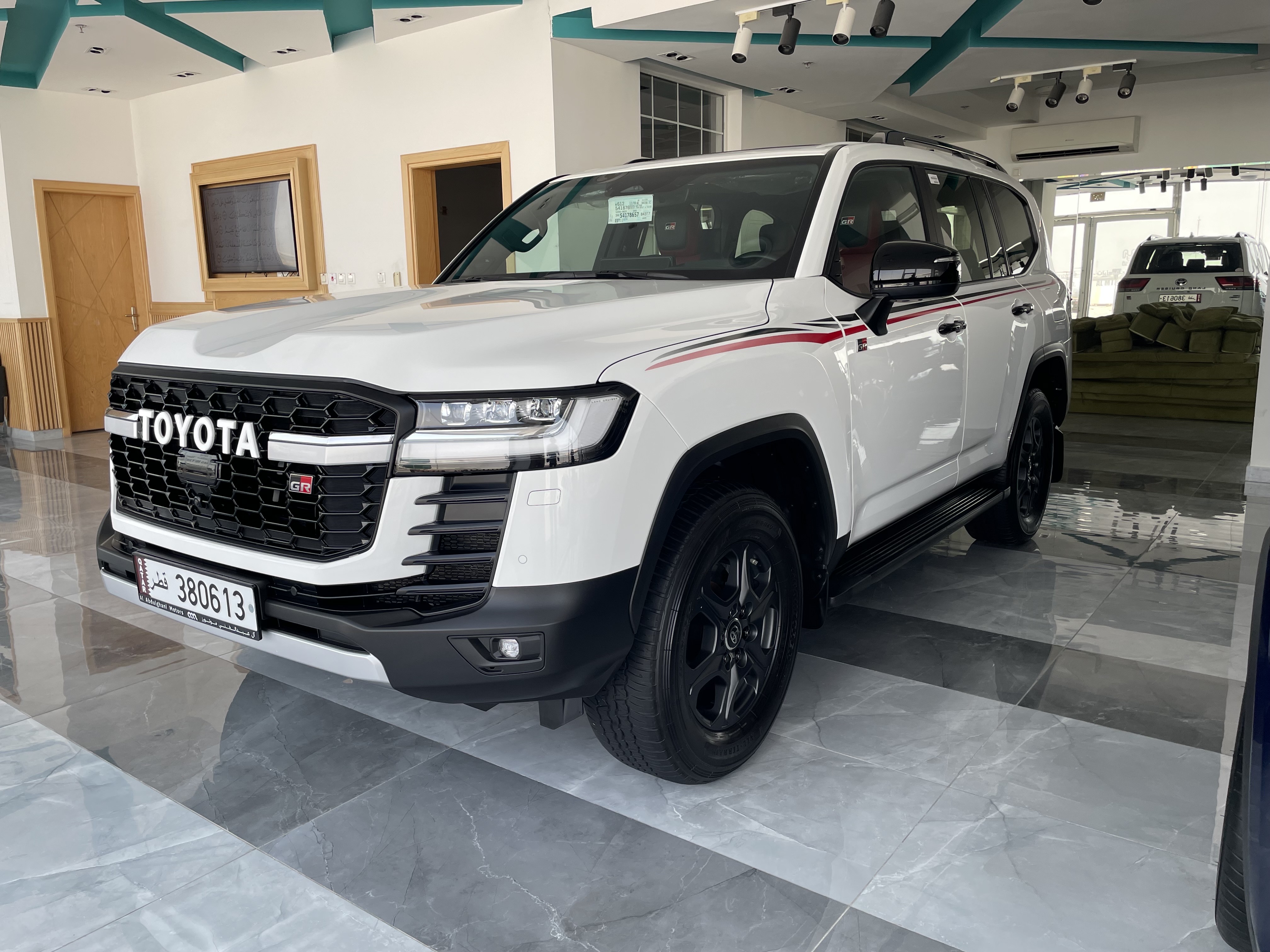 Toyota Land Cruiser G/R 2025 - Image 1