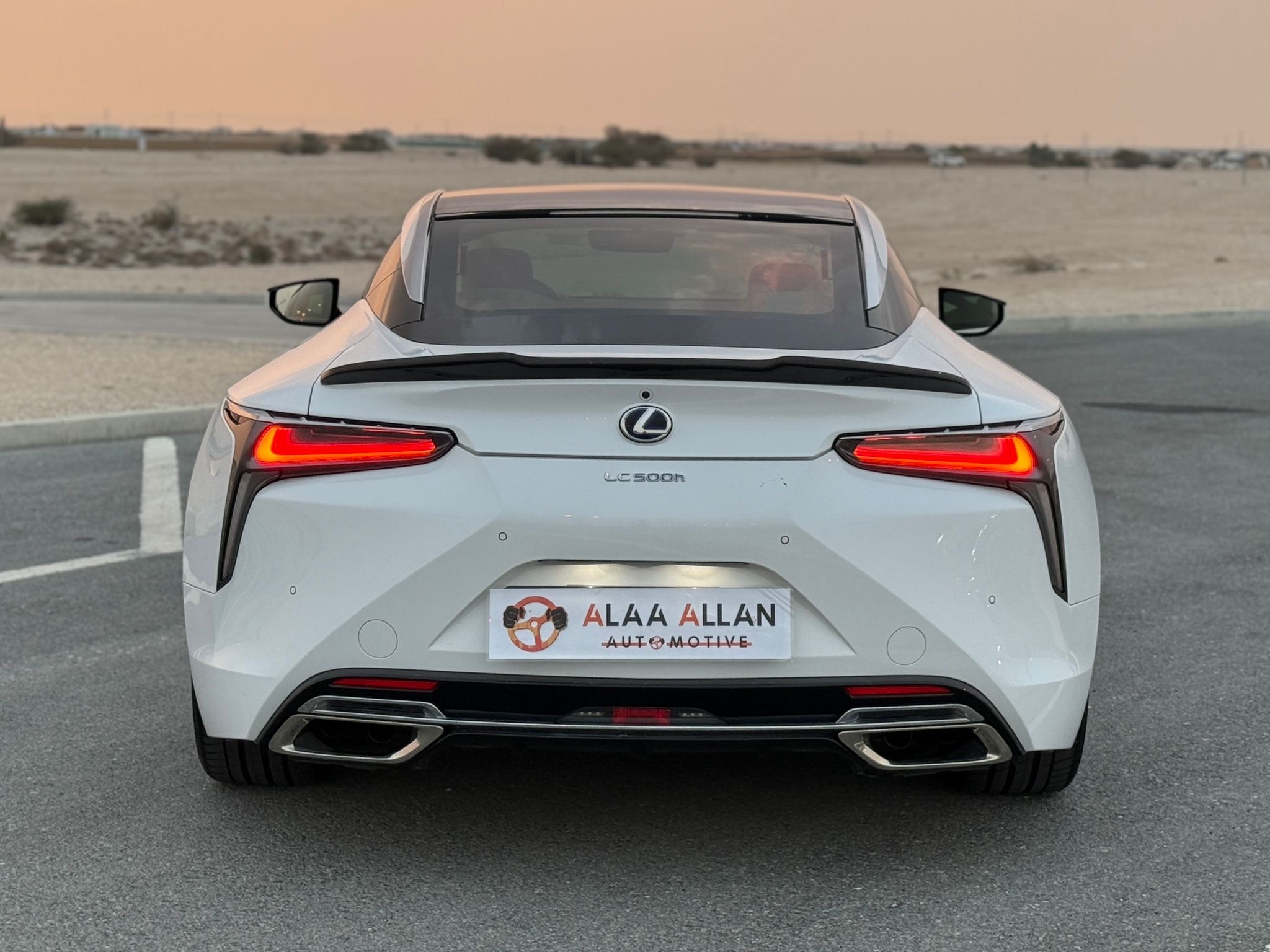 Lexus LC 500 2017 - Image 4