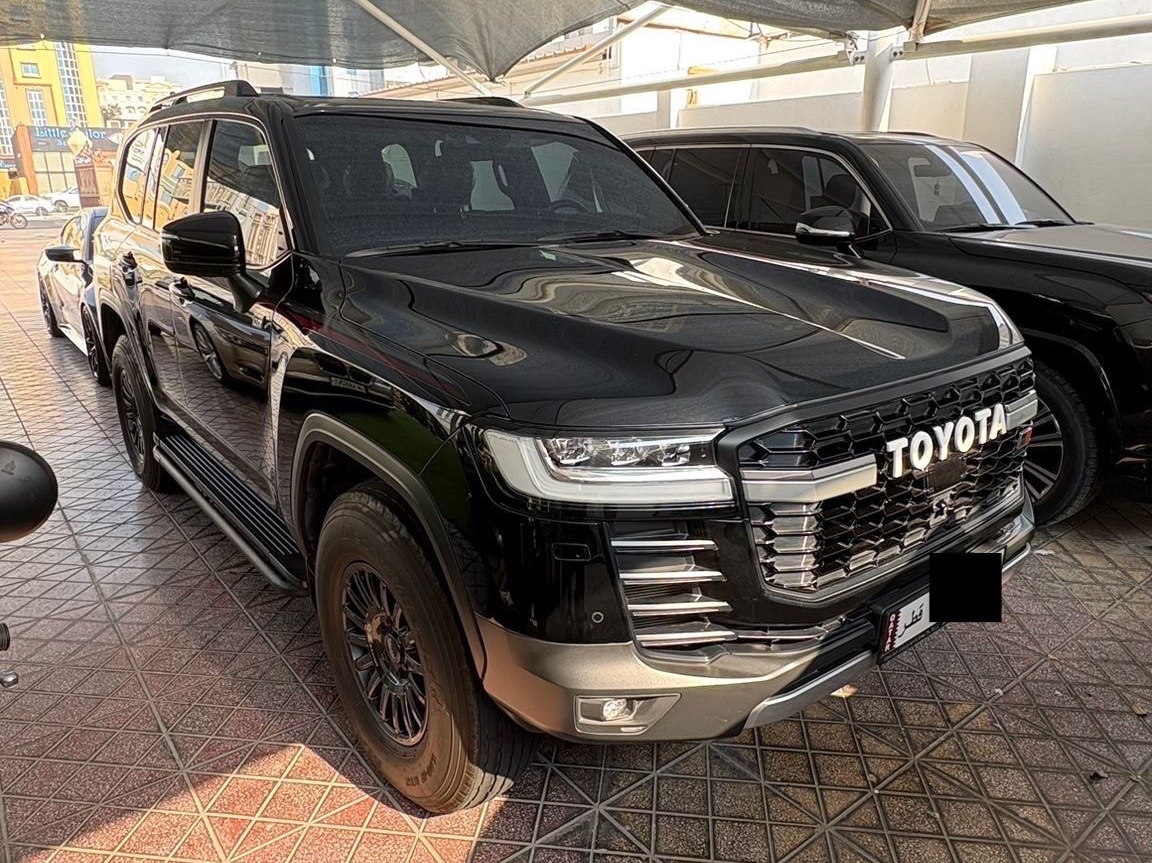Toyota Land Cruiser G/R 2023 - Image 1