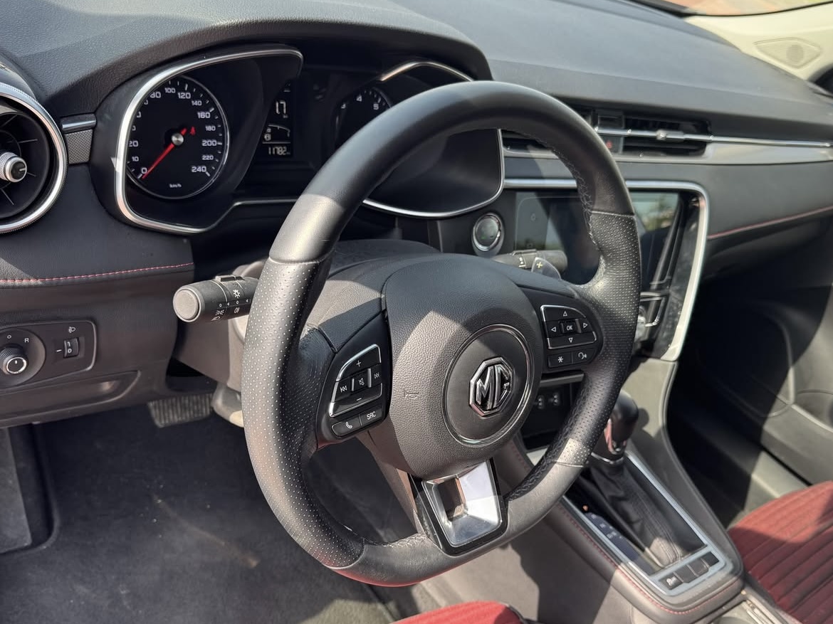 MG  6. - Image 3