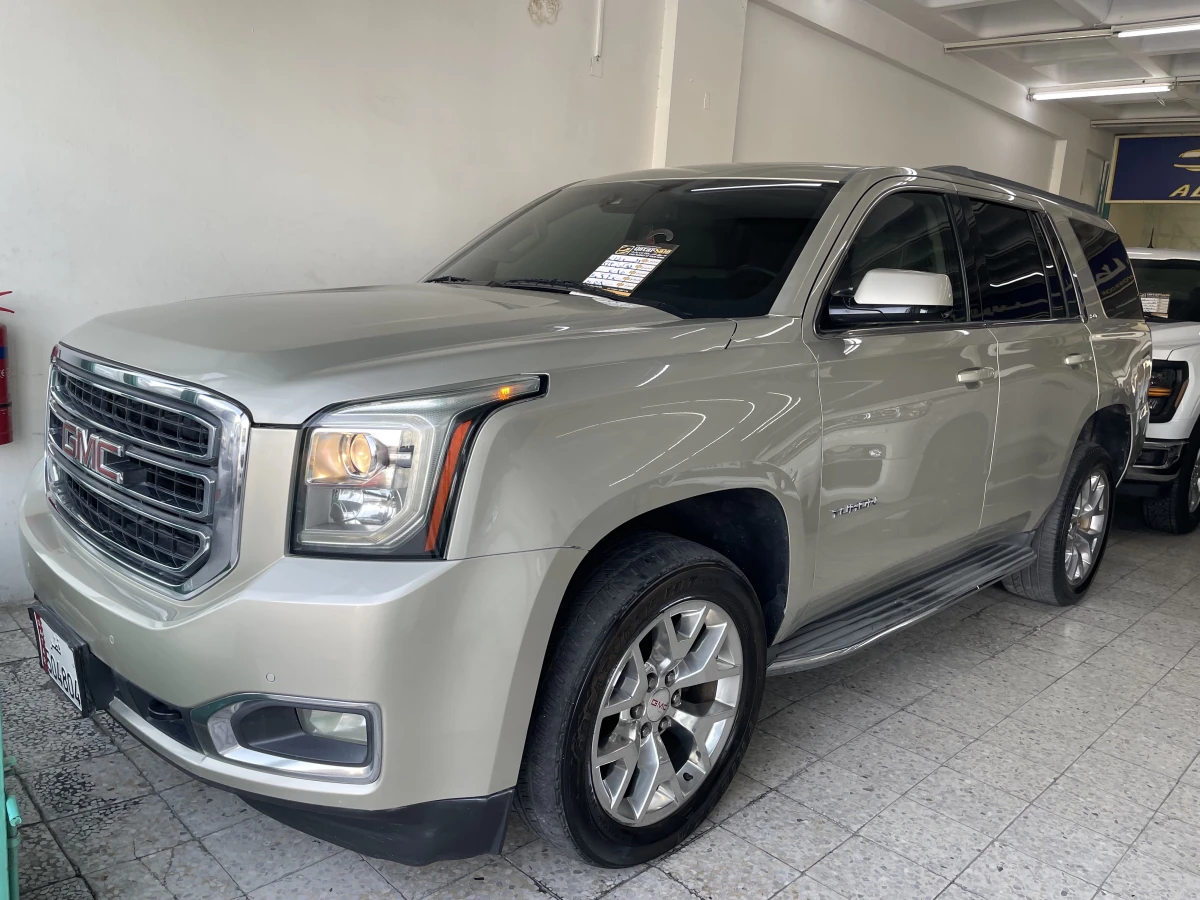 GMC Yukon SLT 2015