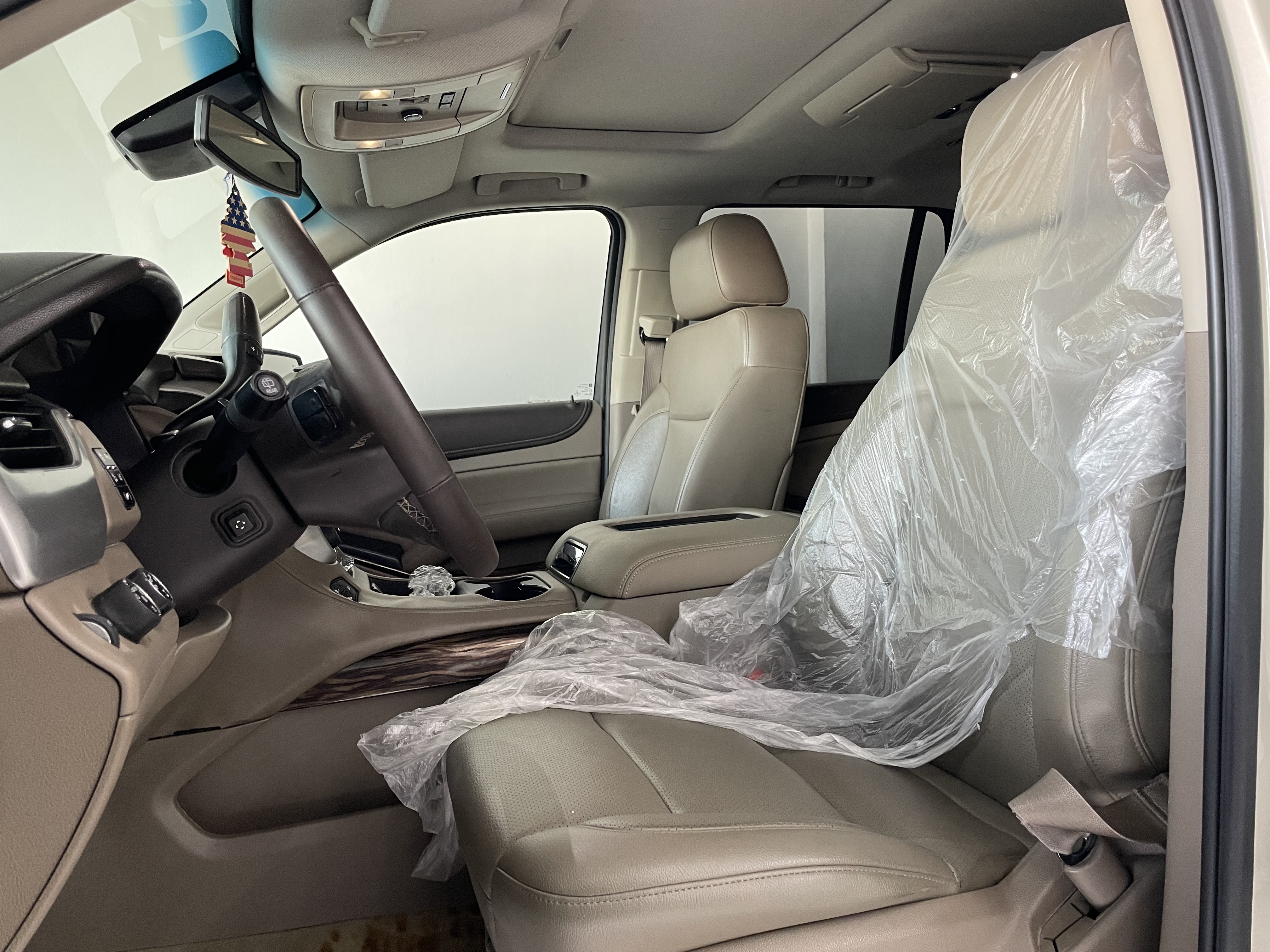 GMC Yukon SLT 2015 - Image 4