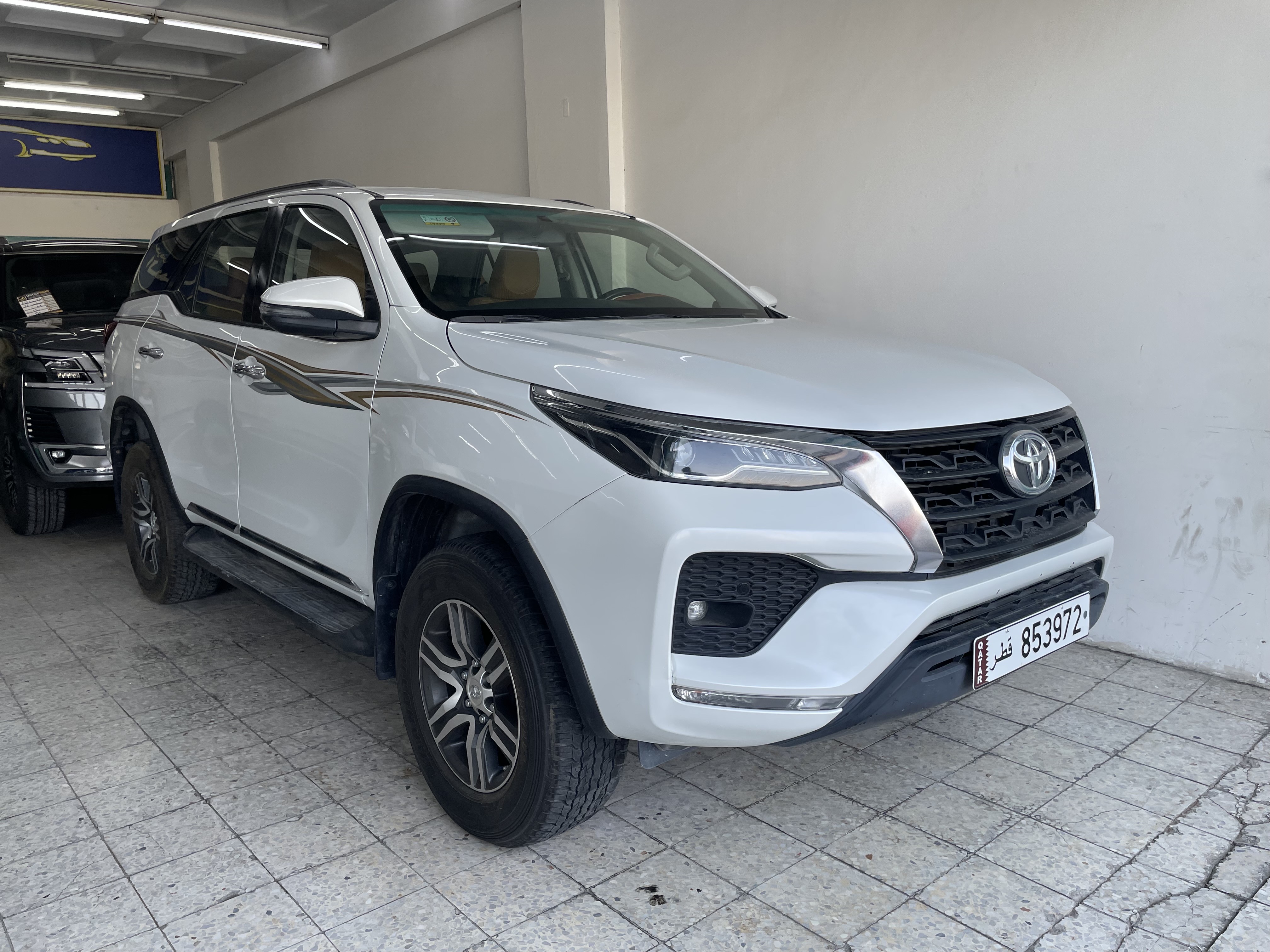 Toyota Fortuner V6 2023